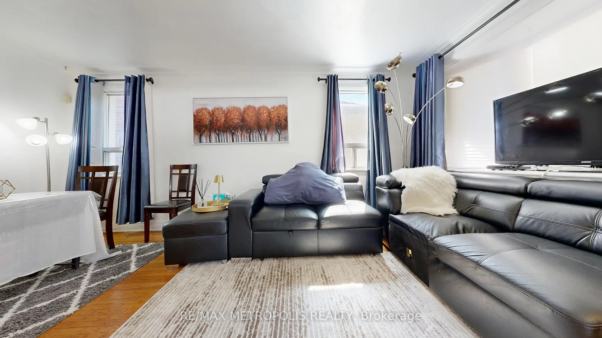 Photo 10 of 291 Kennedy Road E, Scarborough, Birchcliffe-Cliffside — HOMEH