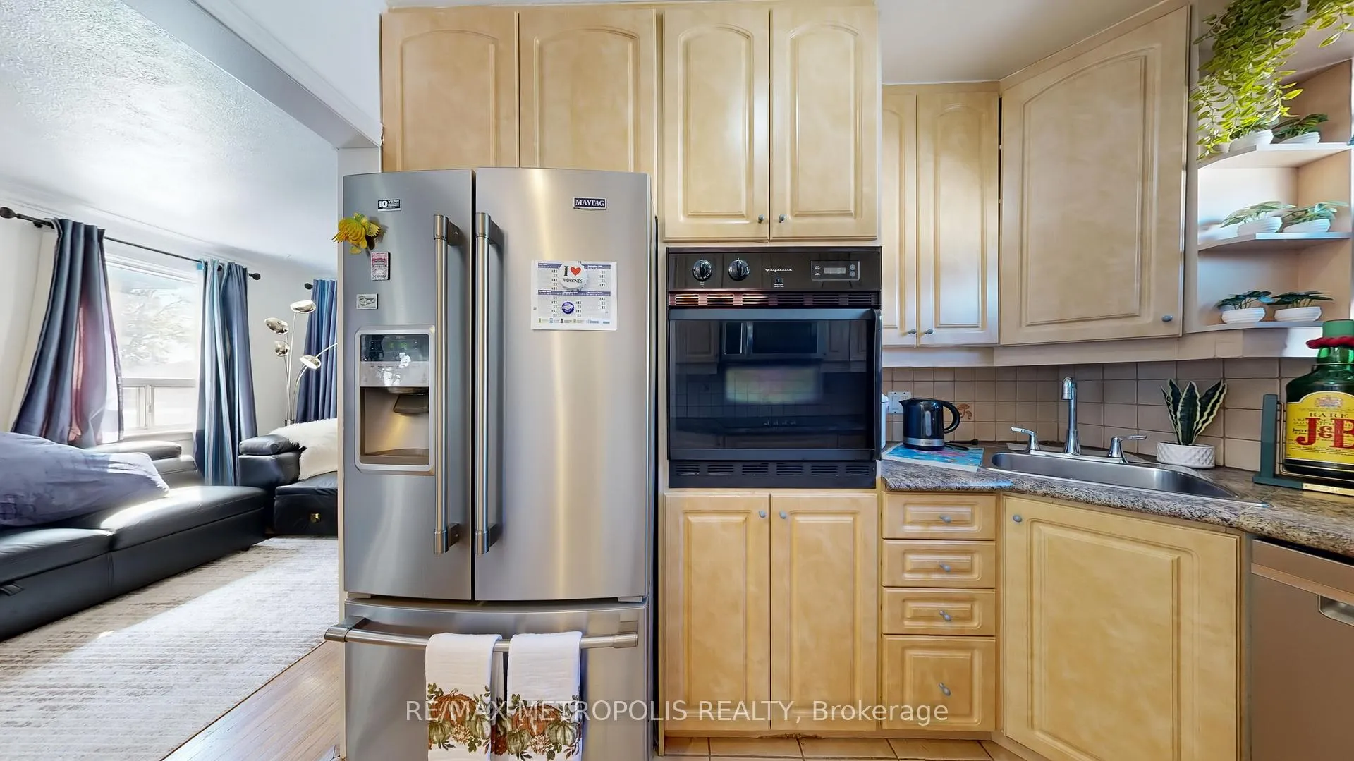 Photo 18 of 291 Kennedy Road E, Scarborough, Birchcliffe-Cliffside — HOMEH