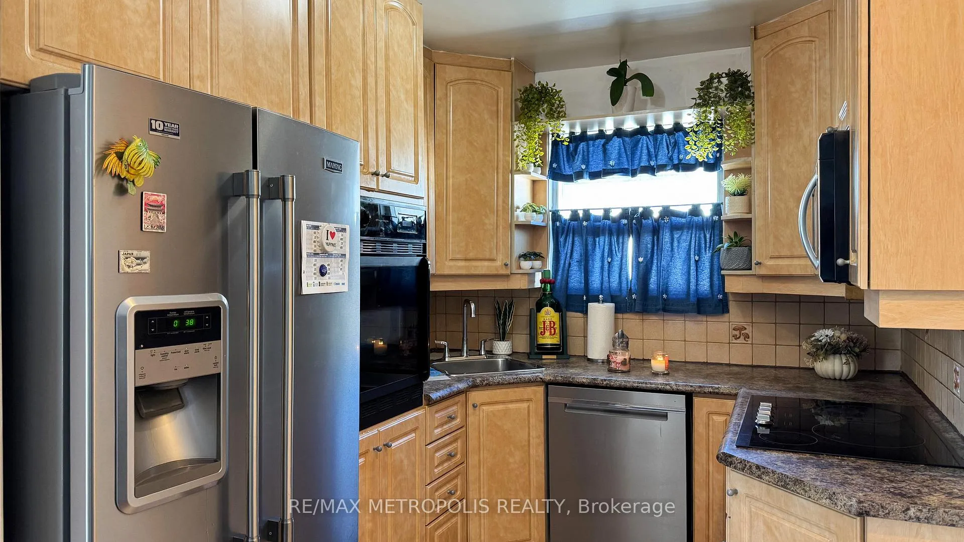 Photo 19 of 291 Kennedy Road E, Scarborough, Birchcliffe-Cliffside — HOMEH