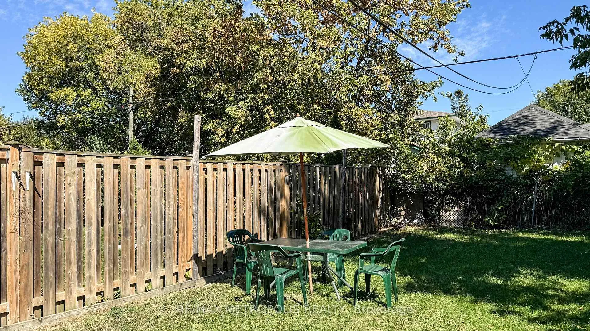 Photo 44 of 291 Kennedy Road E, Scarborough, Birchcliffe-Cliffside — HOMEH