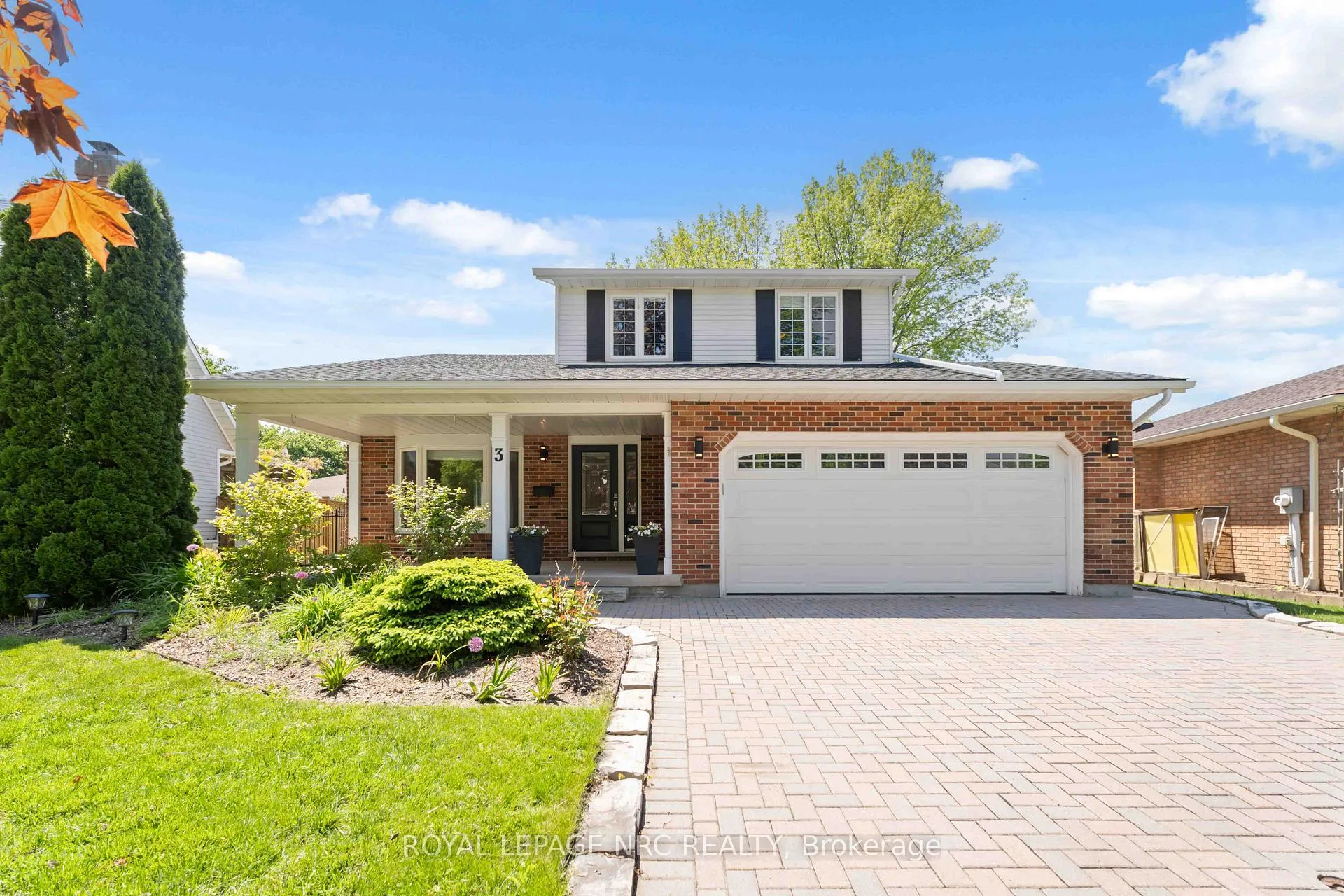 Photo 2 of 3 Cheritan Court, St. Catharines, Port Dalhousie — HOMEH