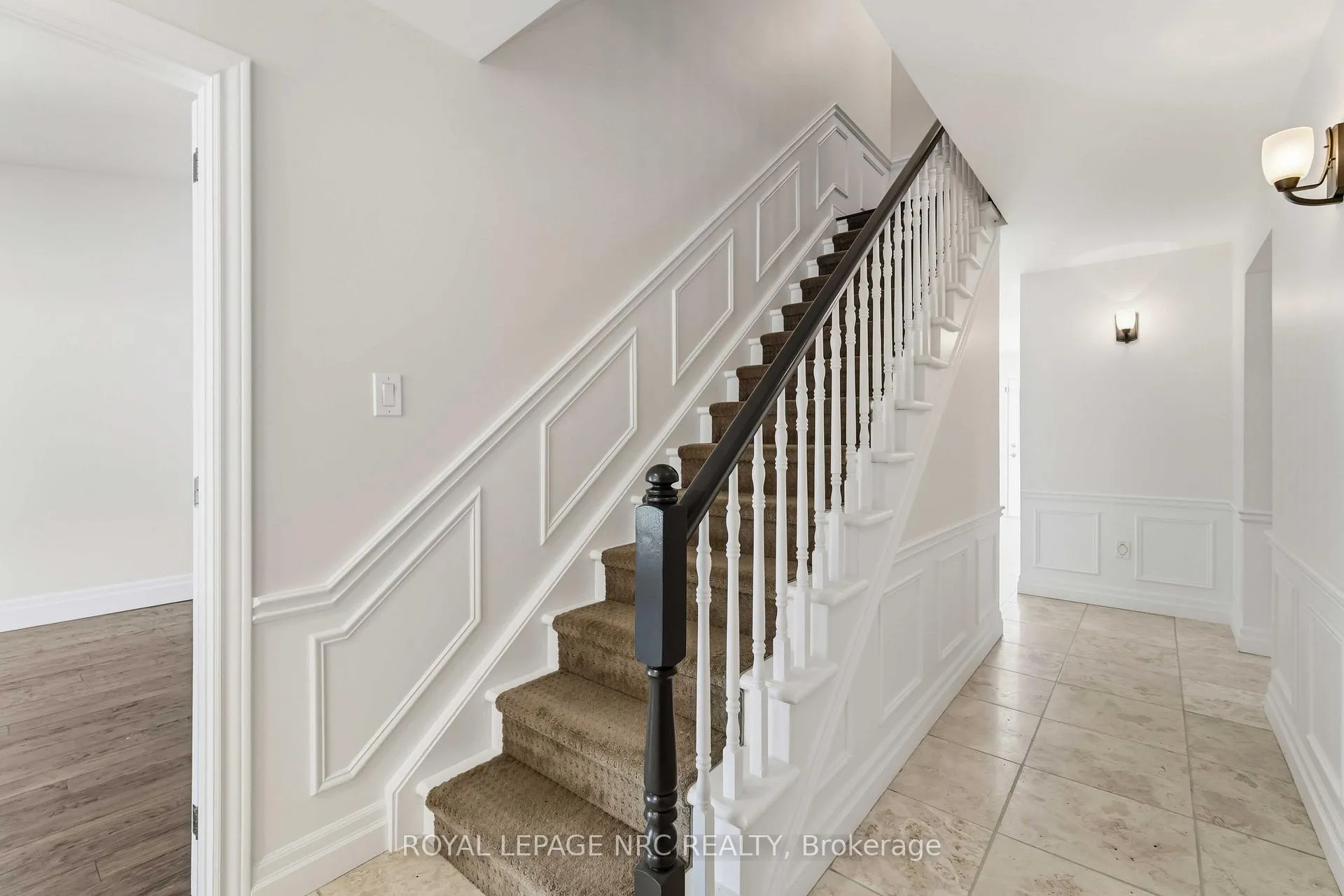 Photo 9 of 3 Cheritan Court, St. Catharines, Port Dalhousie — HOMEH