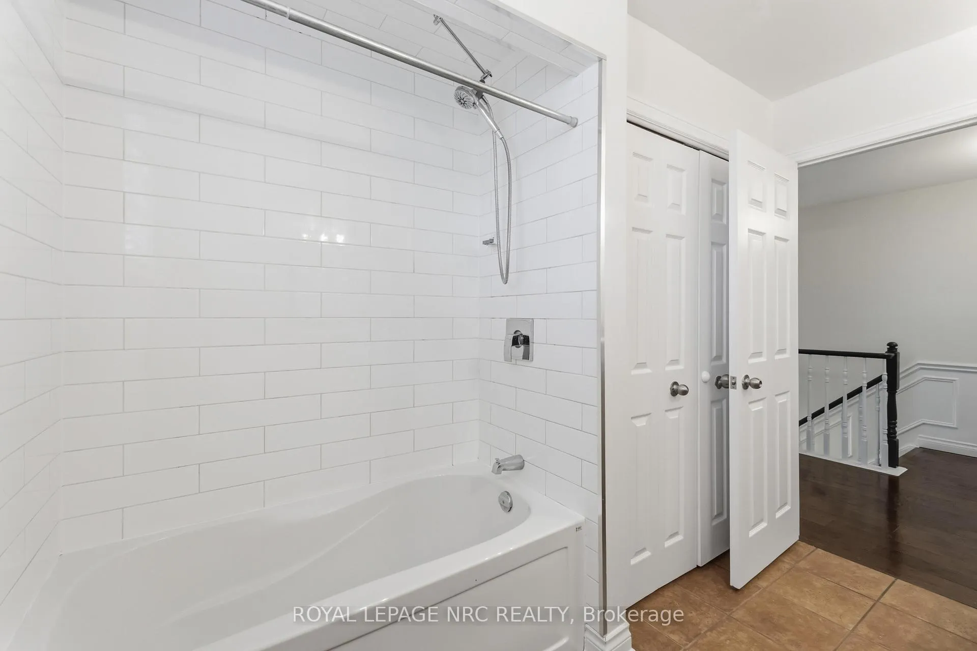 Photo 36 of 3 Cheritan Court, St. Catharines, Port Dalhousie — HOMEH