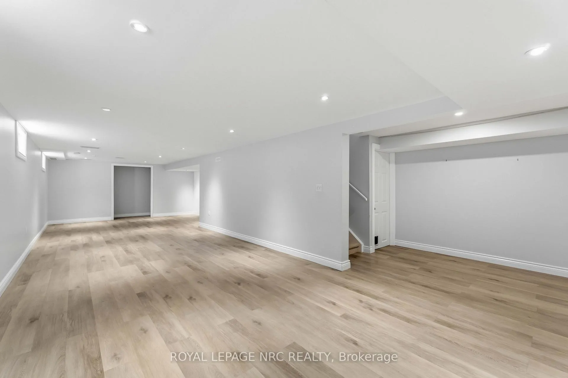 Photo 38 of 3 Cheritan Court, St. Catharines, Port Dalhousie — HOMEH