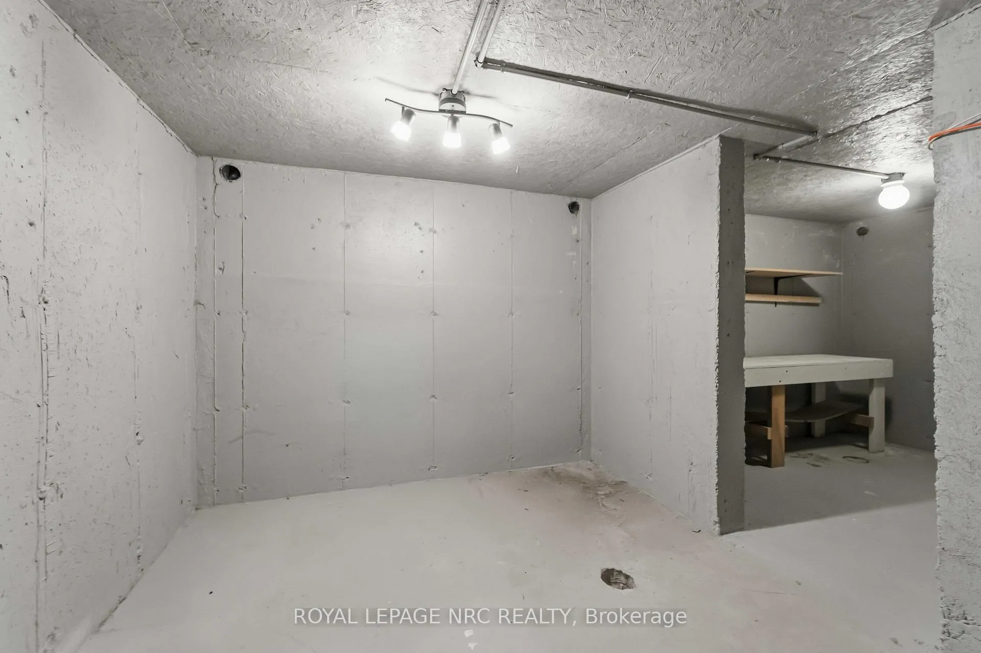 Photo 43 of 3 Cheritan Court, St. Catharines, Port Dalhousie — HOMEH