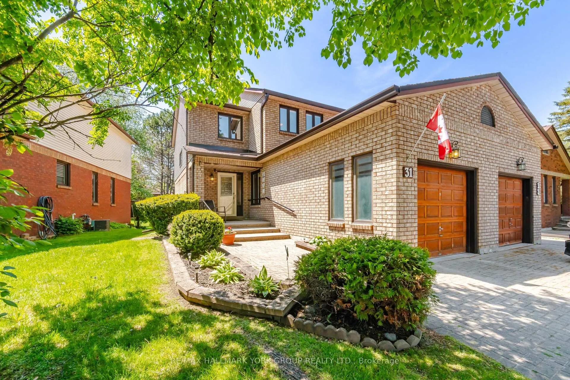 Photo 2 of Unit 15, 31 Parkette Drive, New Tecumseth, Rural New Tecumseth — HOMEH