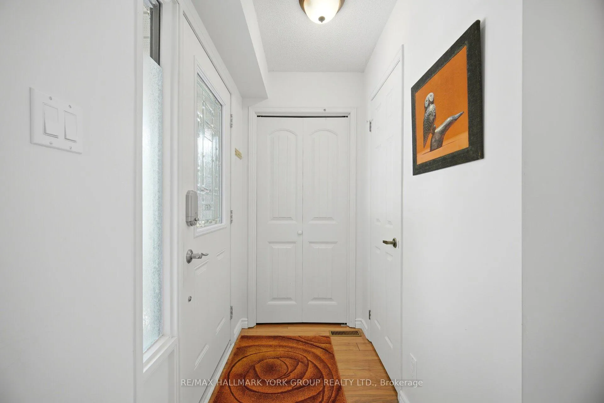 Photo 5 of Unit 15, 31 Parkette Drive, New Tecumseth, Rural New Tecumseth — HOMEH