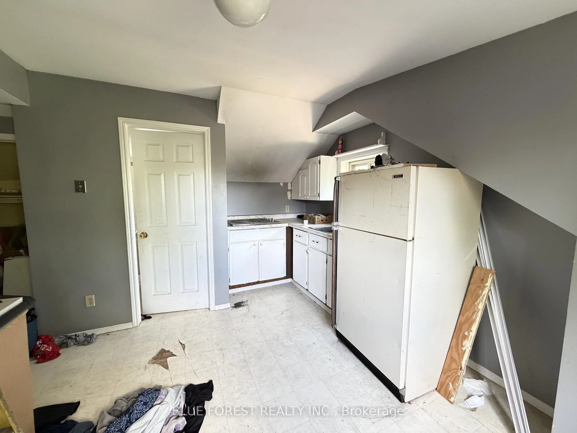Photo 40 of 67 St Catharine Street, St. Thomas — HOMEH
