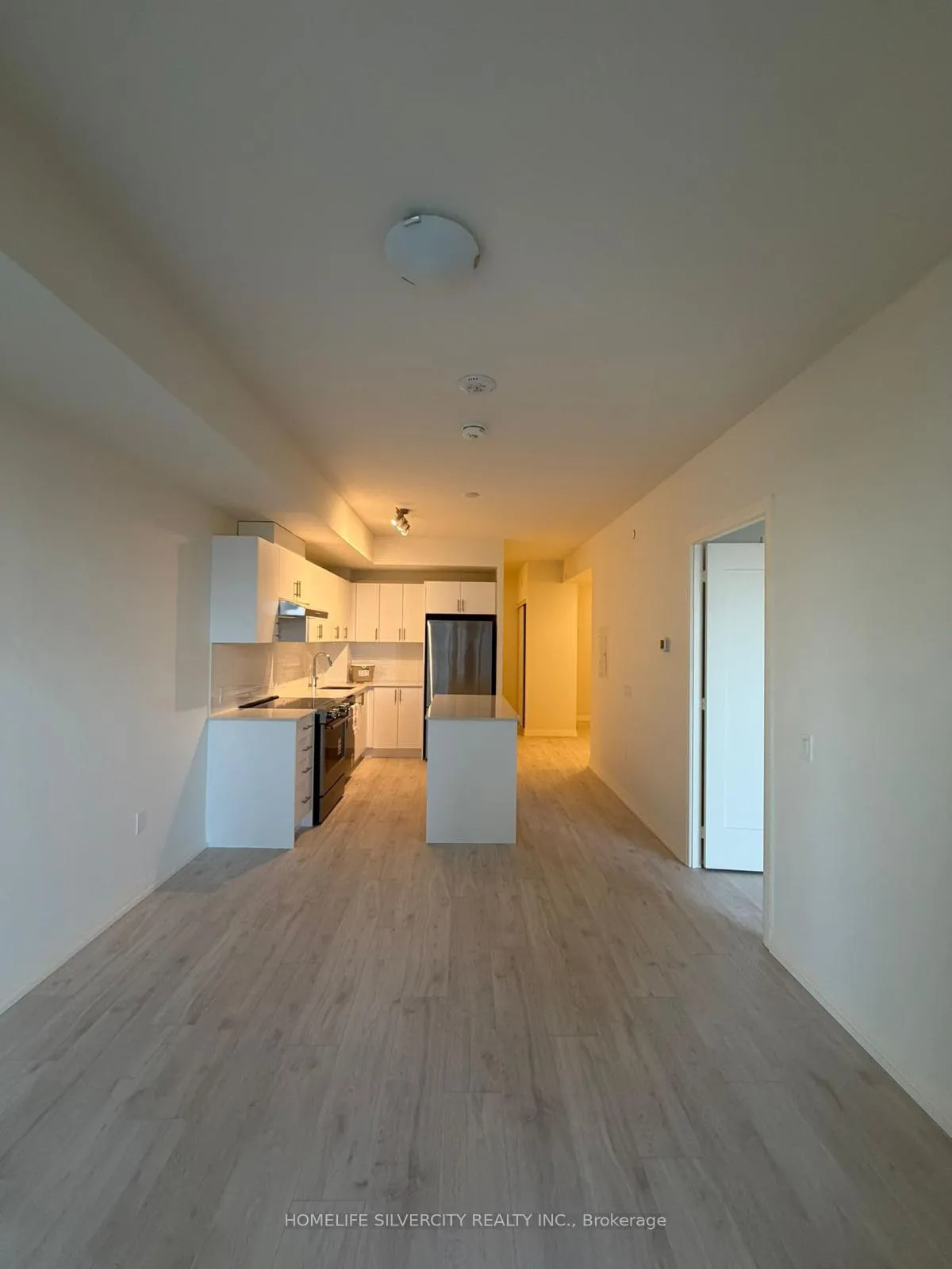 Photo 6 of Unit 1502, 27 Korda Gate, Vaughan, Vellore Village — HOMEH