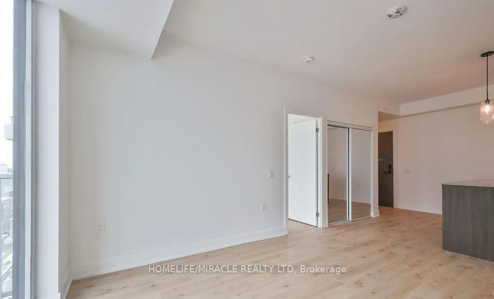 Photo 4 of Unit 1106, 2088 James Street, Burlington, Brant — HOMEH