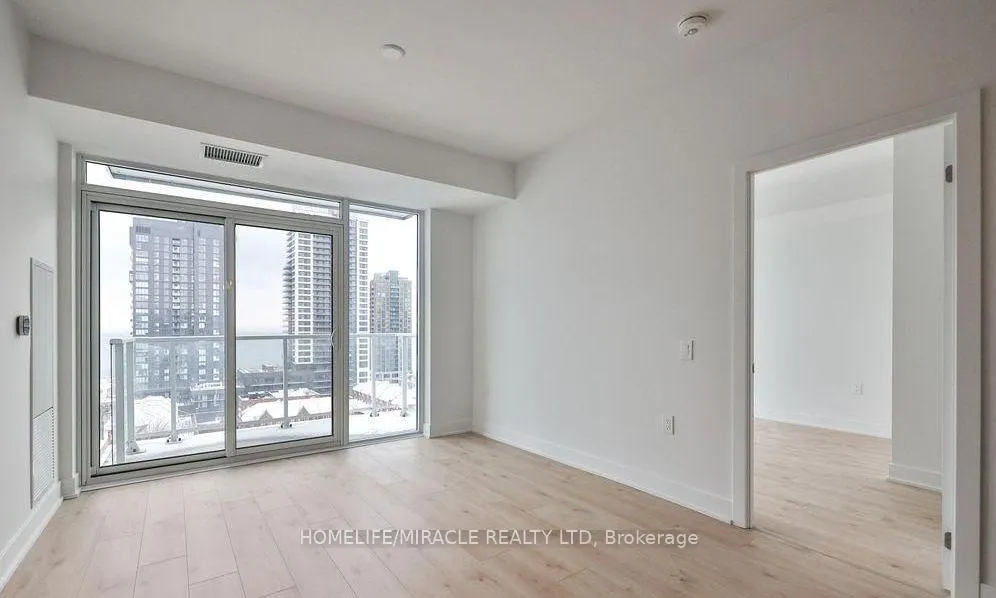 Photo 5 of Unit 1106, 2088 James Street, Burlington, Brant — HOMEH
