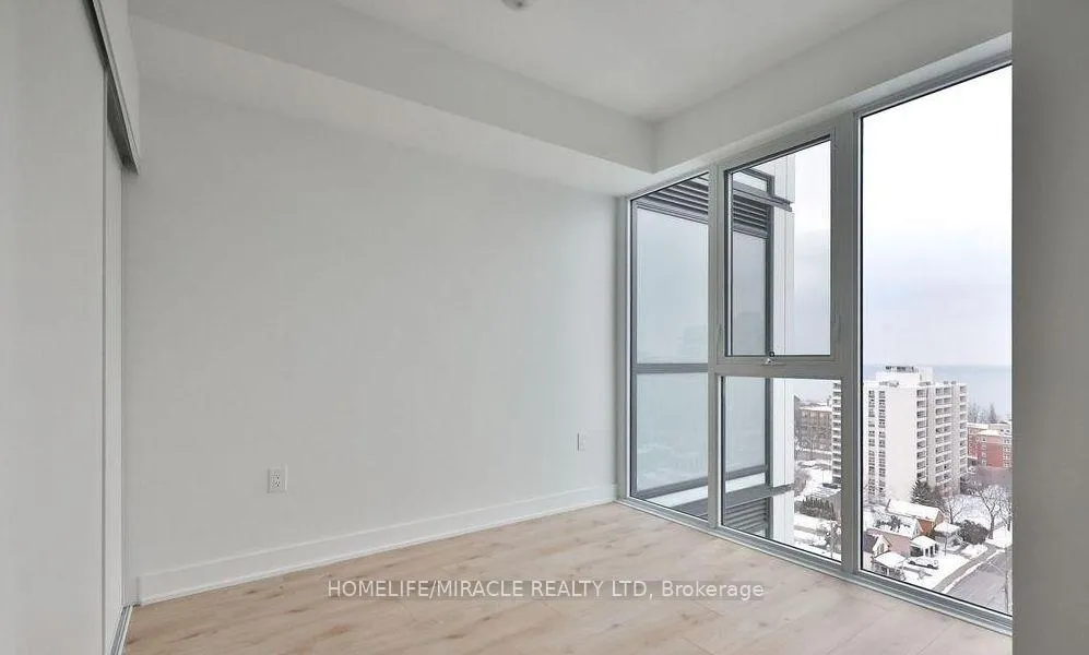 Photo 10 of Unit 1106, 2088 James Street, Burlington, Brant — HOMEH