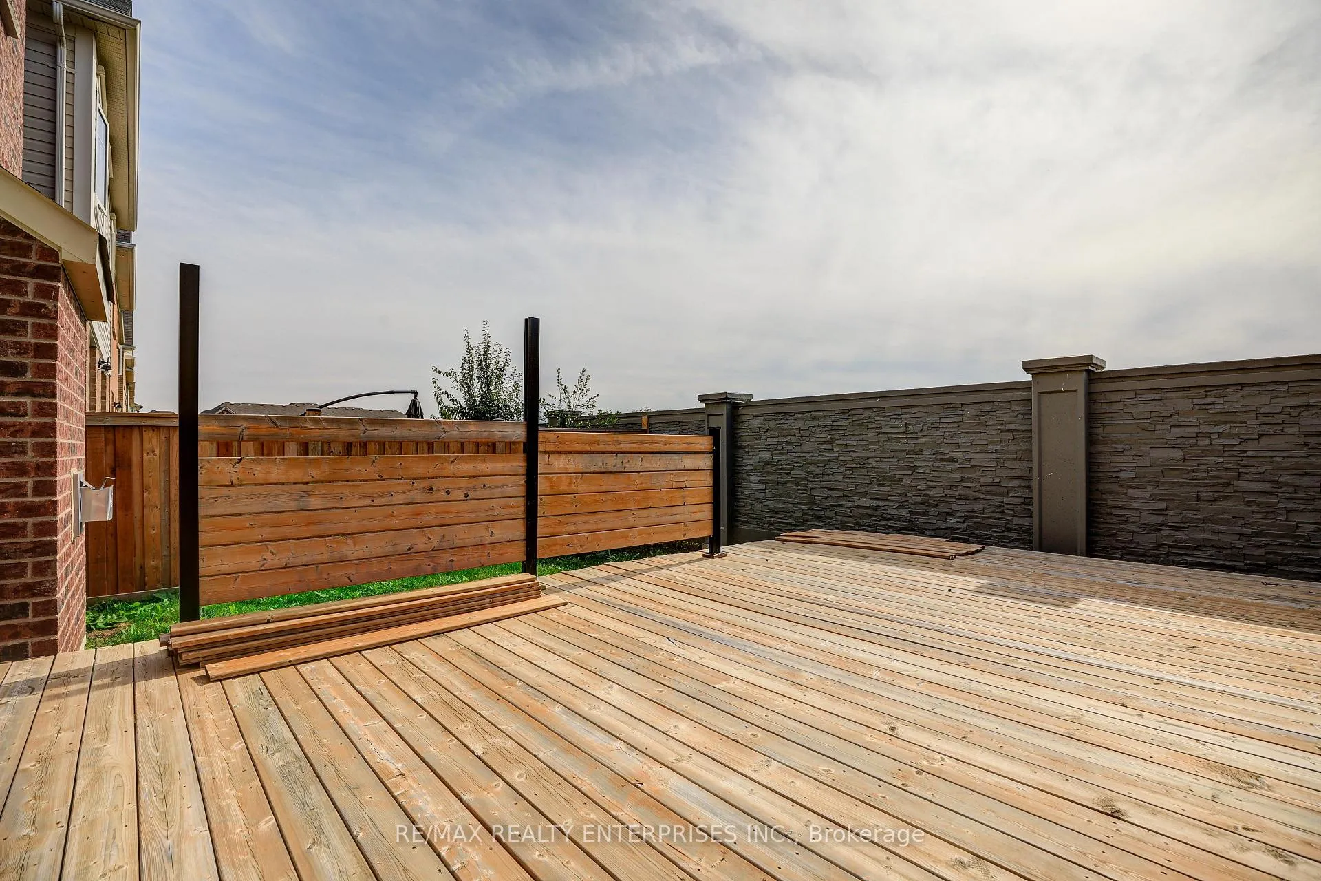 Photo 21 of Unit Upper, 42 Callandar Road, Brampton, Northwest Brampton — HOMEH