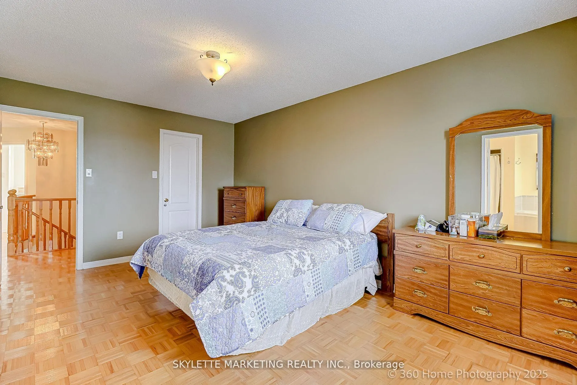 Photo 21 of 199 Kayla Crescent, Vaughan, Maple — HOMEH