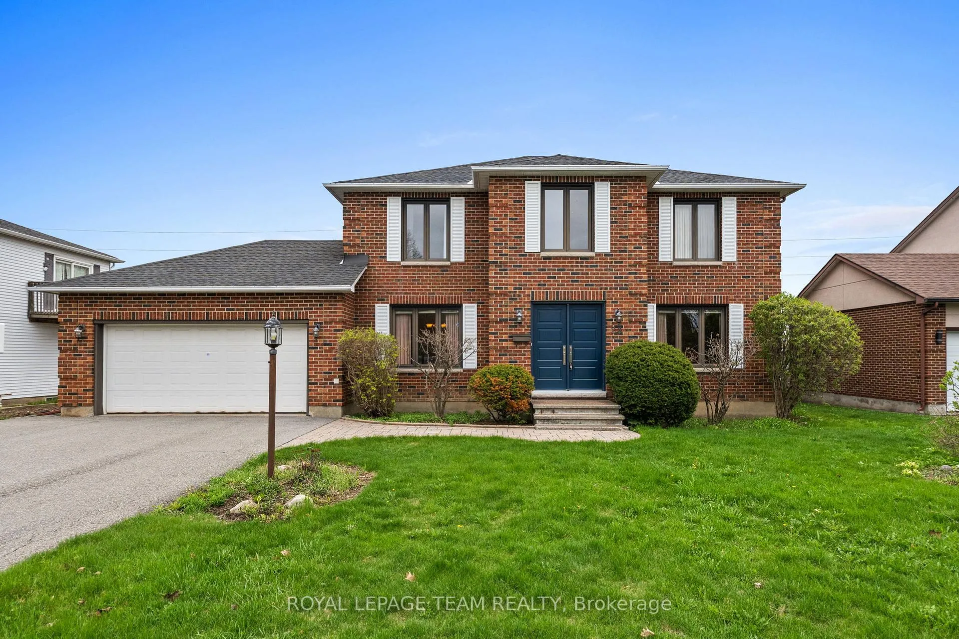 Photo 1 of 28 Parmalea Crescent, Ottawa, Pineglen/Country Place — HOMEH
