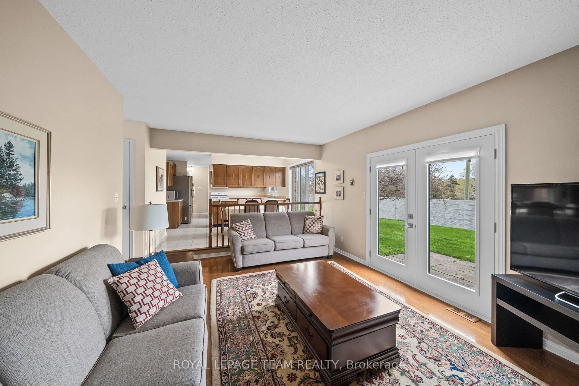 Photo 16 of 28 Parmalea Crescent, Ottawa, Pineglen/Country Place — HOMEH
