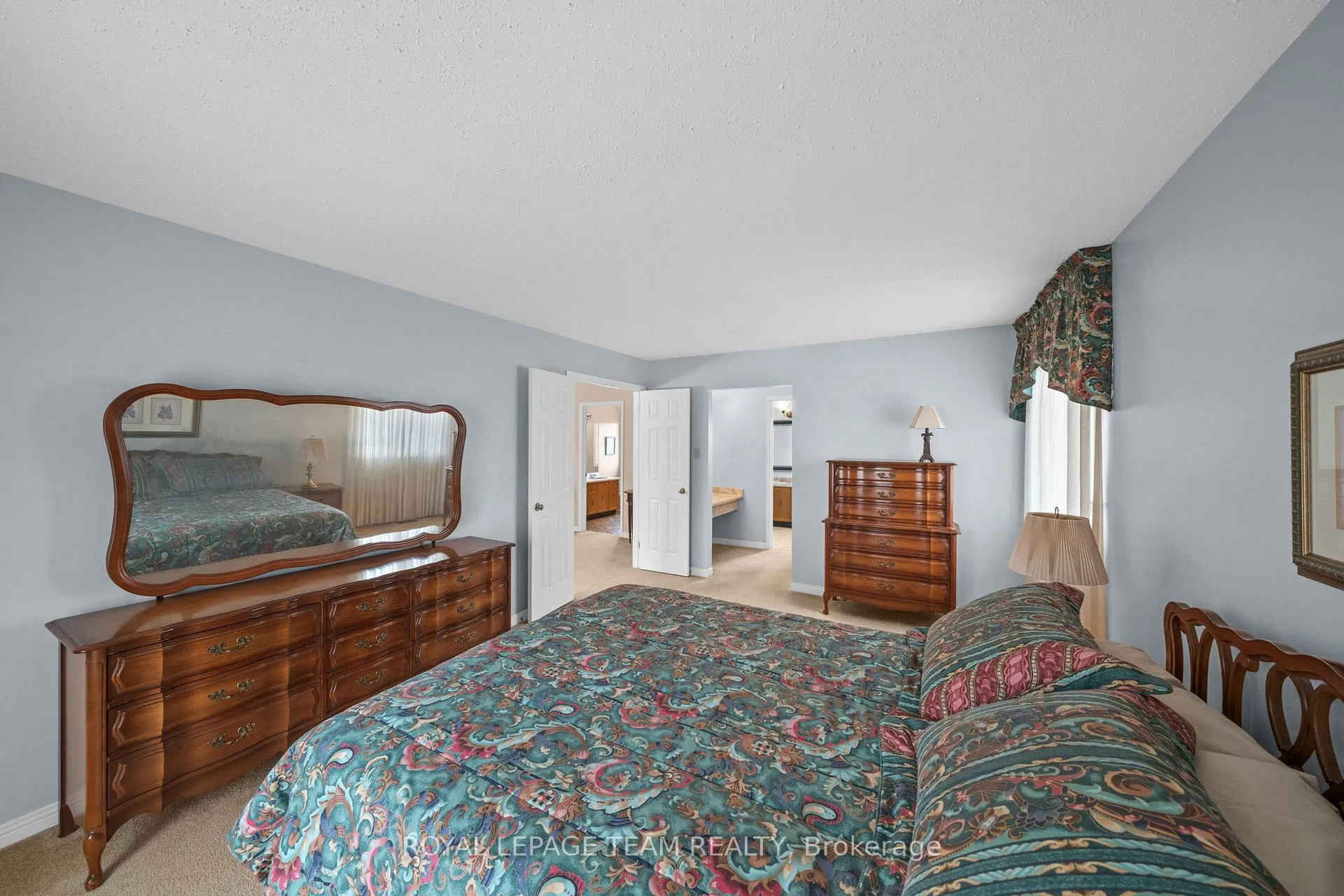 Photo 21 of 28 Parmalea Crescent, Ottawa, Pineglen/Country Place — HOMEH