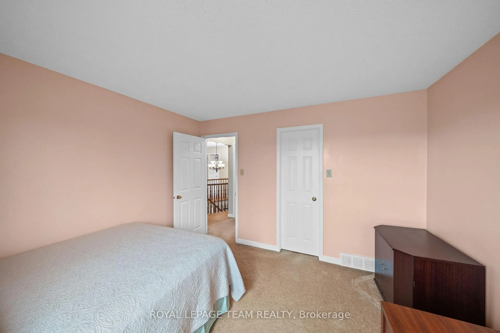 Photo 25 of 28 Parmalea Crescent, Ottawa, Pineglen/Country Place — HOMEH