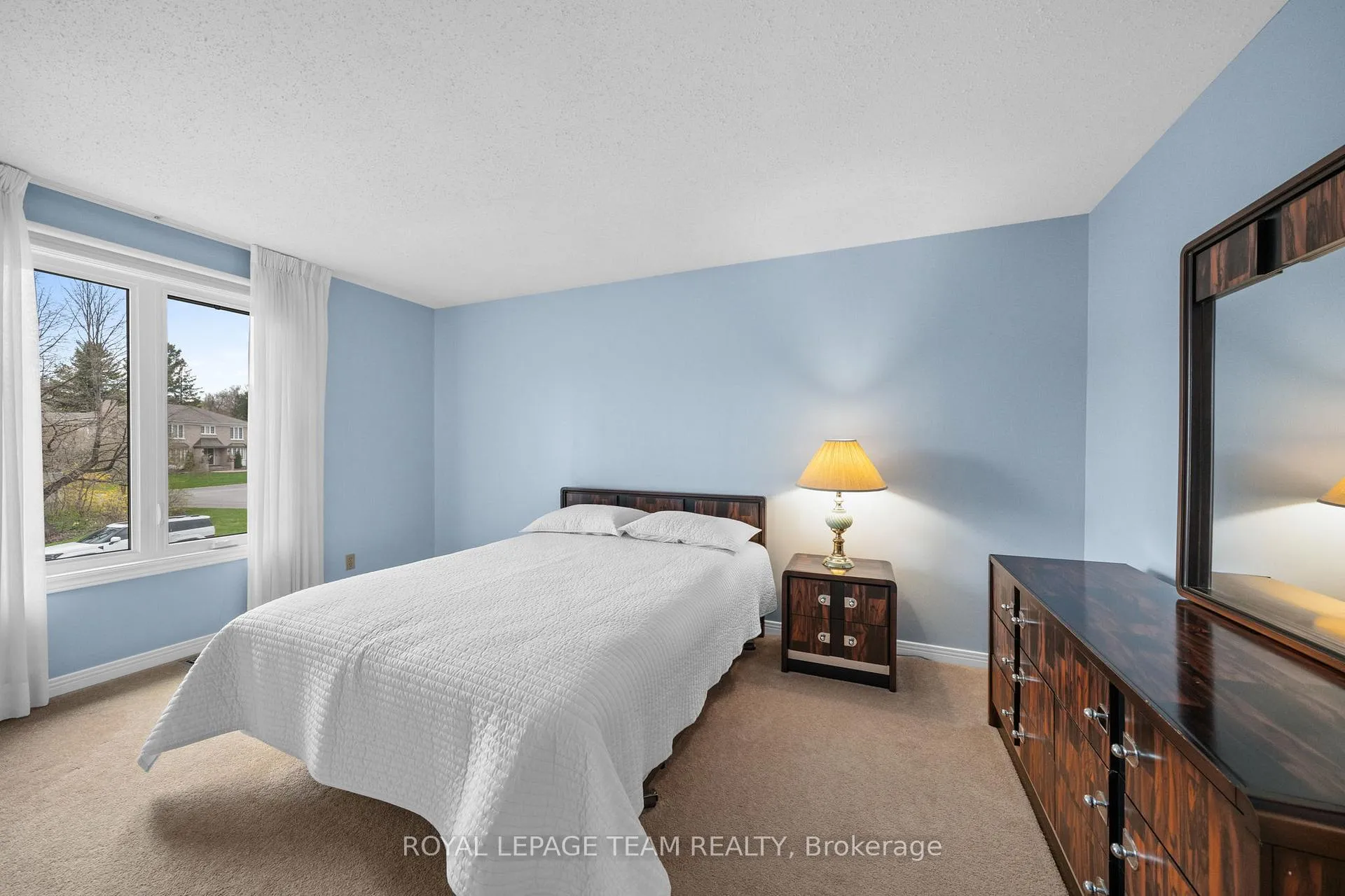 Photo 26 of 28 Parmalea Crescent, Ottawa, Pineglen/Country Place — HOMEH