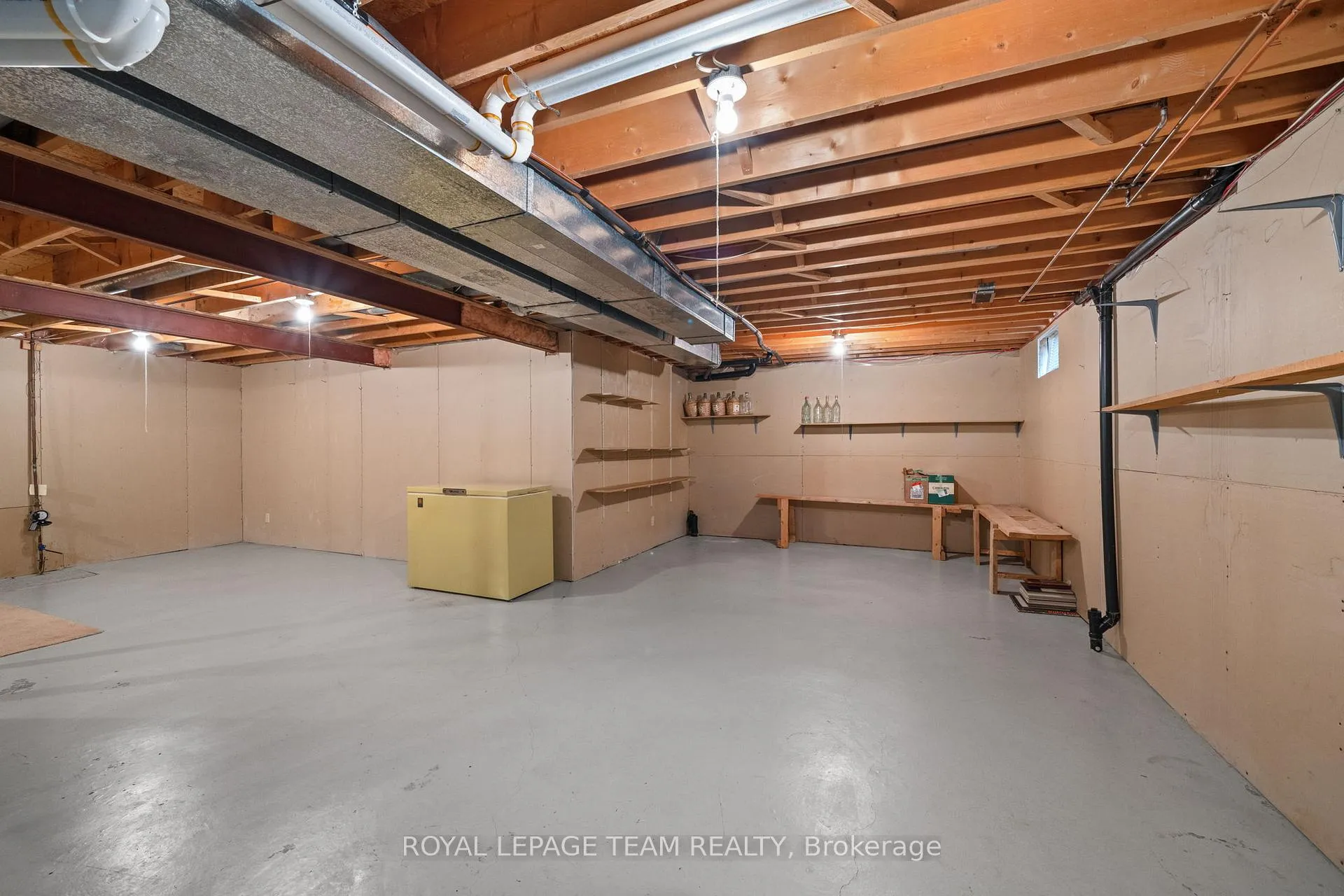 Photo 32 of 28 Parmalea Crescent, Ottawa, Pineglen/Country Place — HOMEH