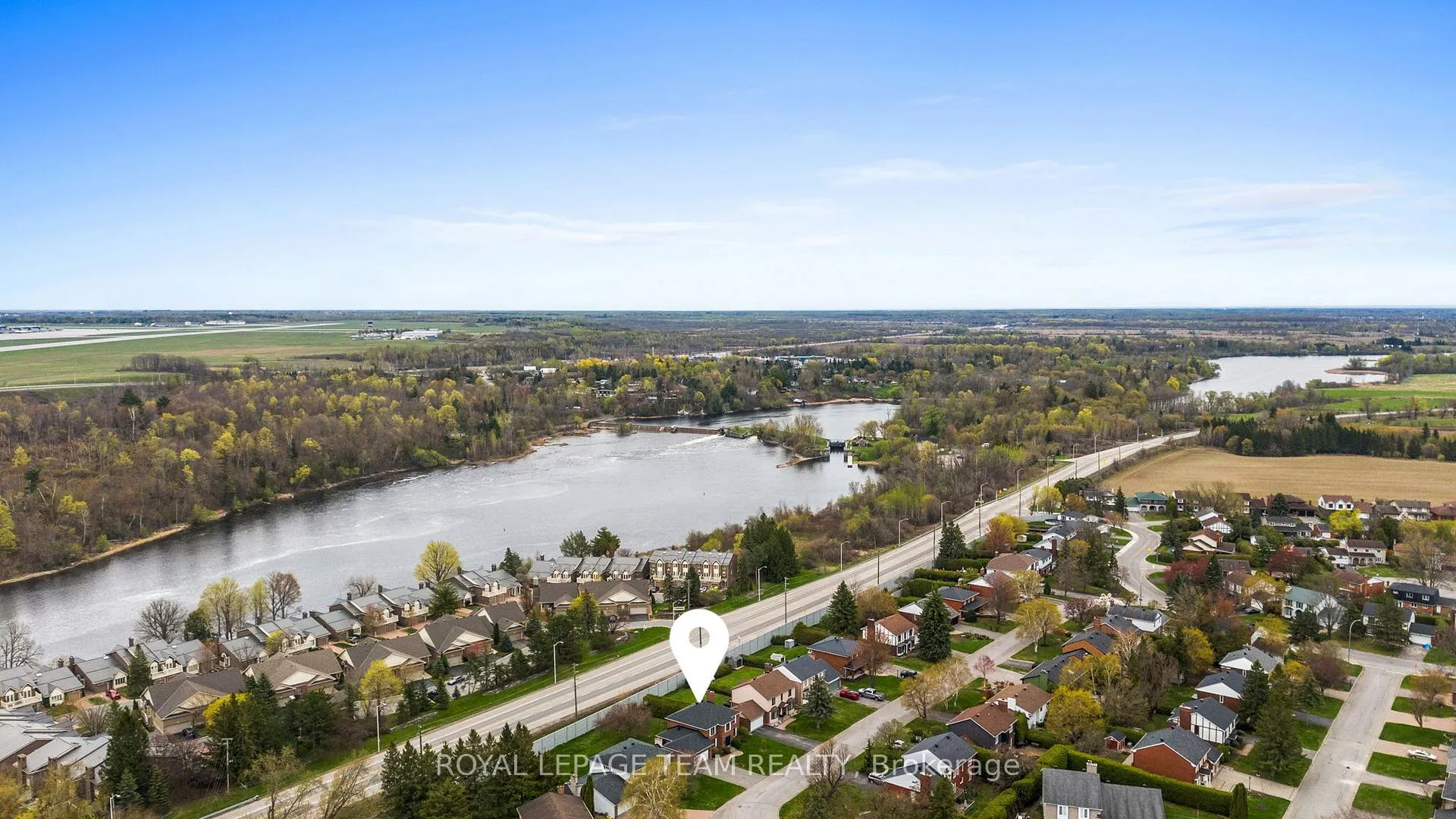 Photo 41 of 28 Parmalea Crescent, Ottawa, Pineglen/Country Place — HOMEH