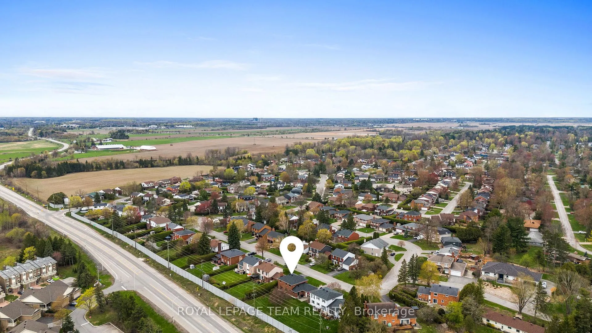Photo 42 of 28 Parmalea Crescent, Ottawa, Pineglen/Country Place — HOMEH