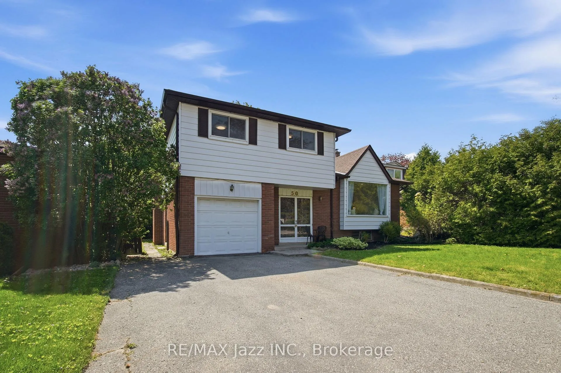 Front of 50 Oakdale Drive