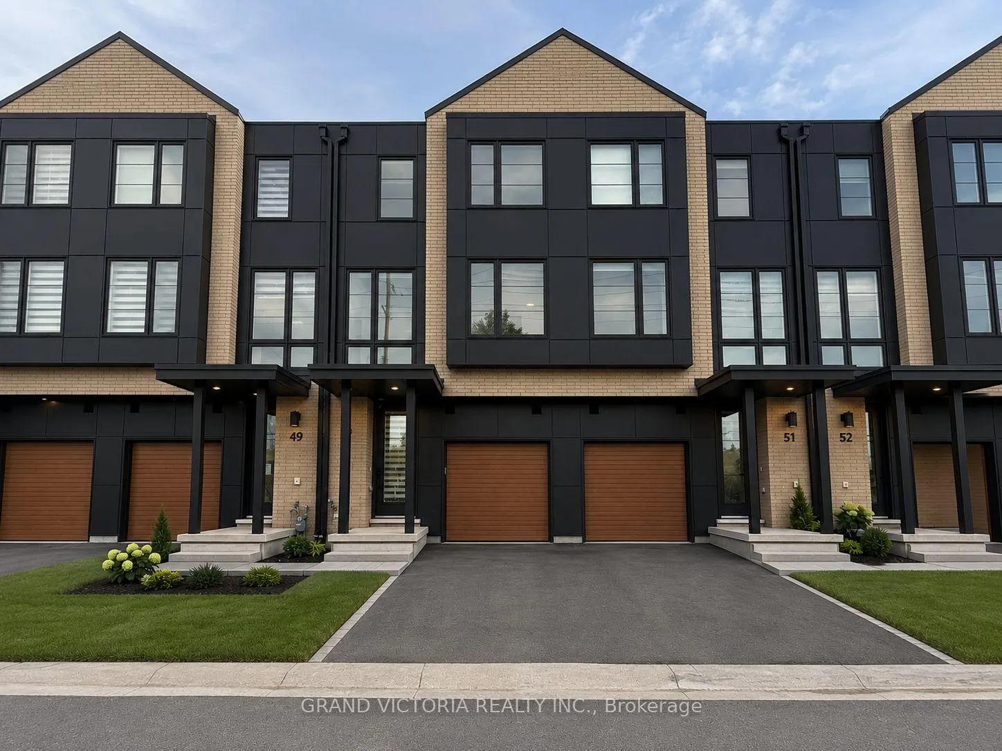Photo 1 of Unit 50, 2273 Turnberry Road, Burlington, Rose — HOMEH