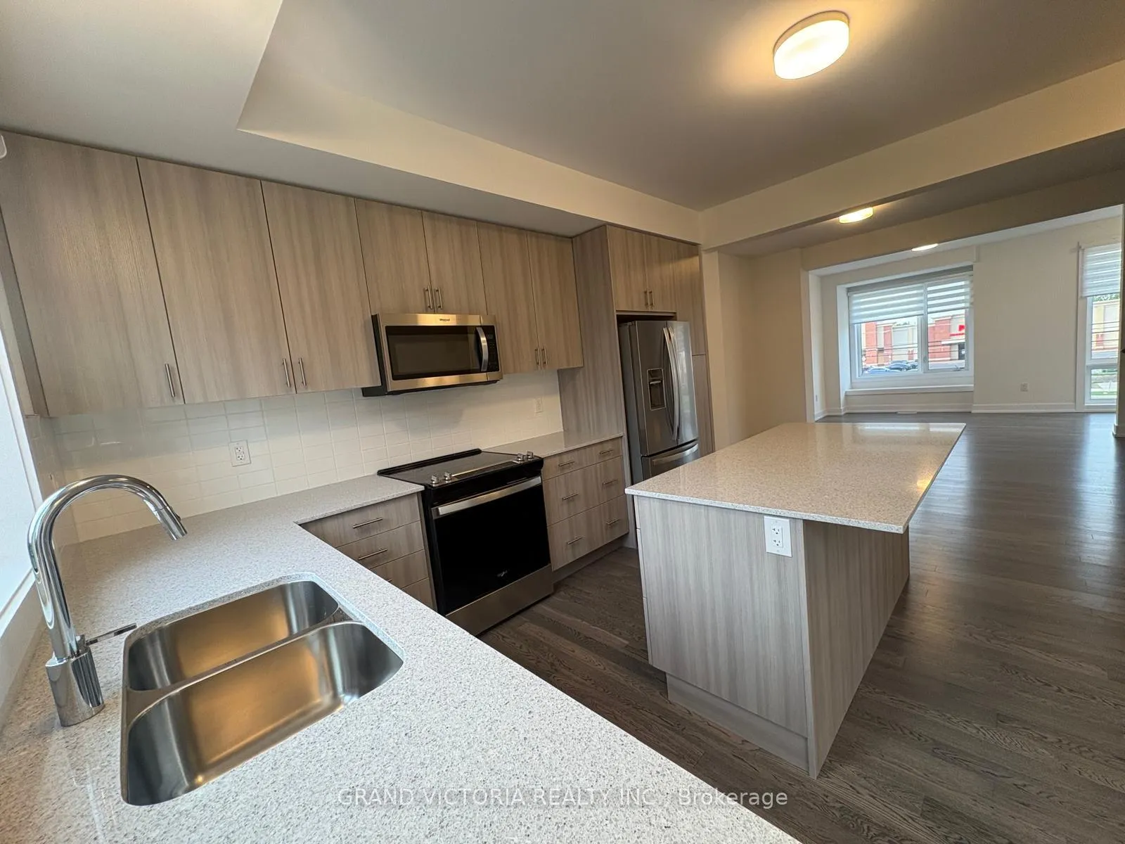 Photo 11 of Unit 50, 2273 Turnberry Road, Burlington, Rose — HOMEH