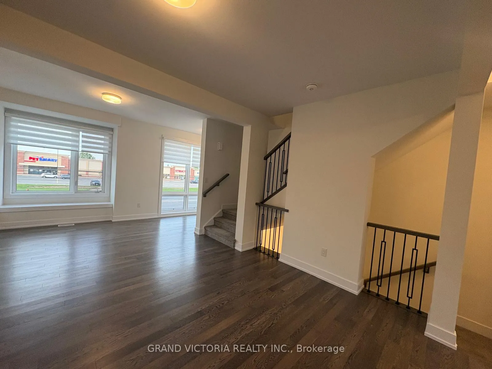 Photo 12 of Unit 50, 2273 Turnberry Road, Burlington, Rose — HOMEH