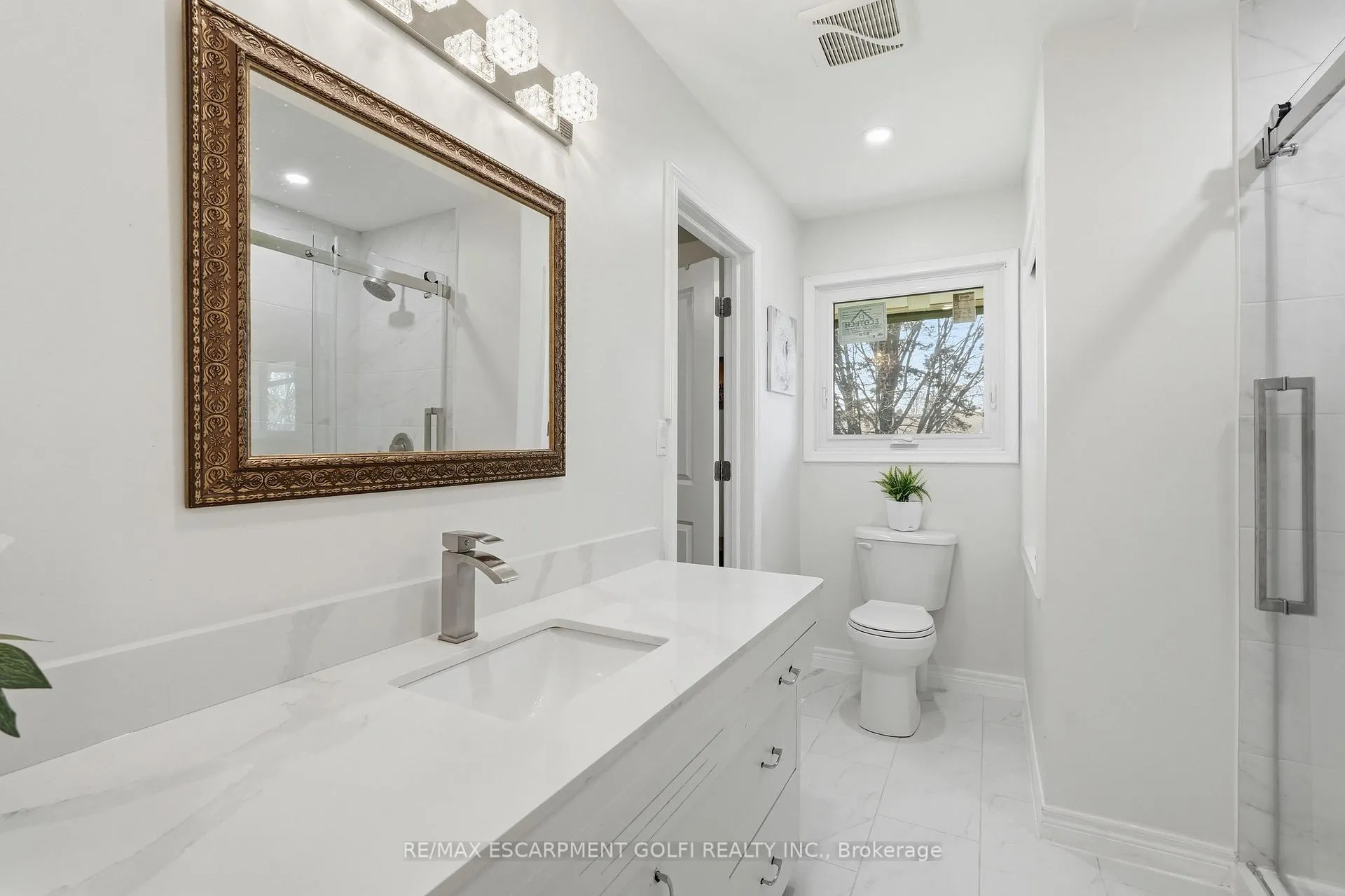 Photo 17 of 3533 Dorchester Road, Niagara Falls, Casey — HOMEH