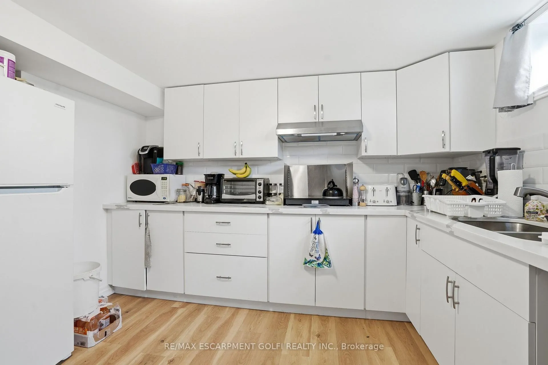 Photo 27 of 3533 Dorchester Road, Niagara Falls, Casey — HOMEH