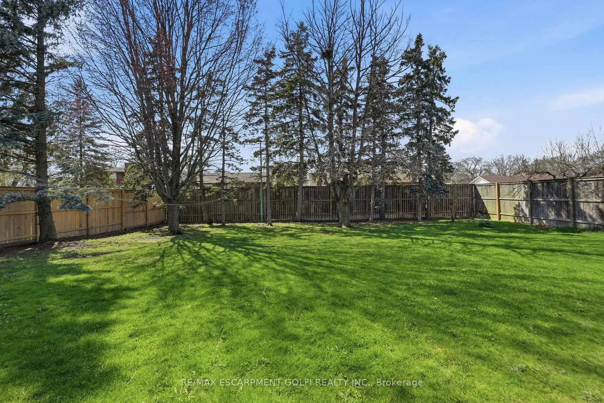 Photo 36 of 3533 Dorchester Road, Niagara Falls, Casey — HOMEH