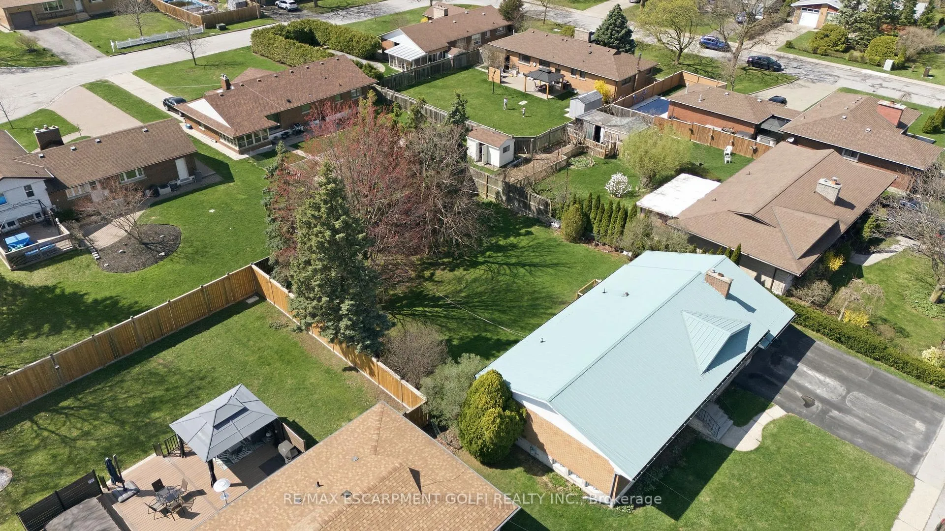 Photo 40 of 3533 Dorchester Road, Niagara Falls, Casey — HOMEH
