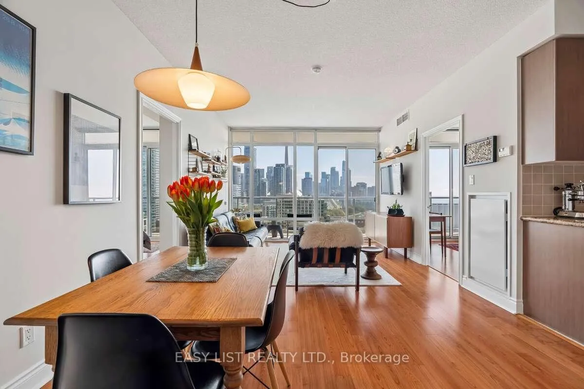 Photo 13 of Unit 1701, 90 Stadium Road, Toronto, Niagara — HOMEH