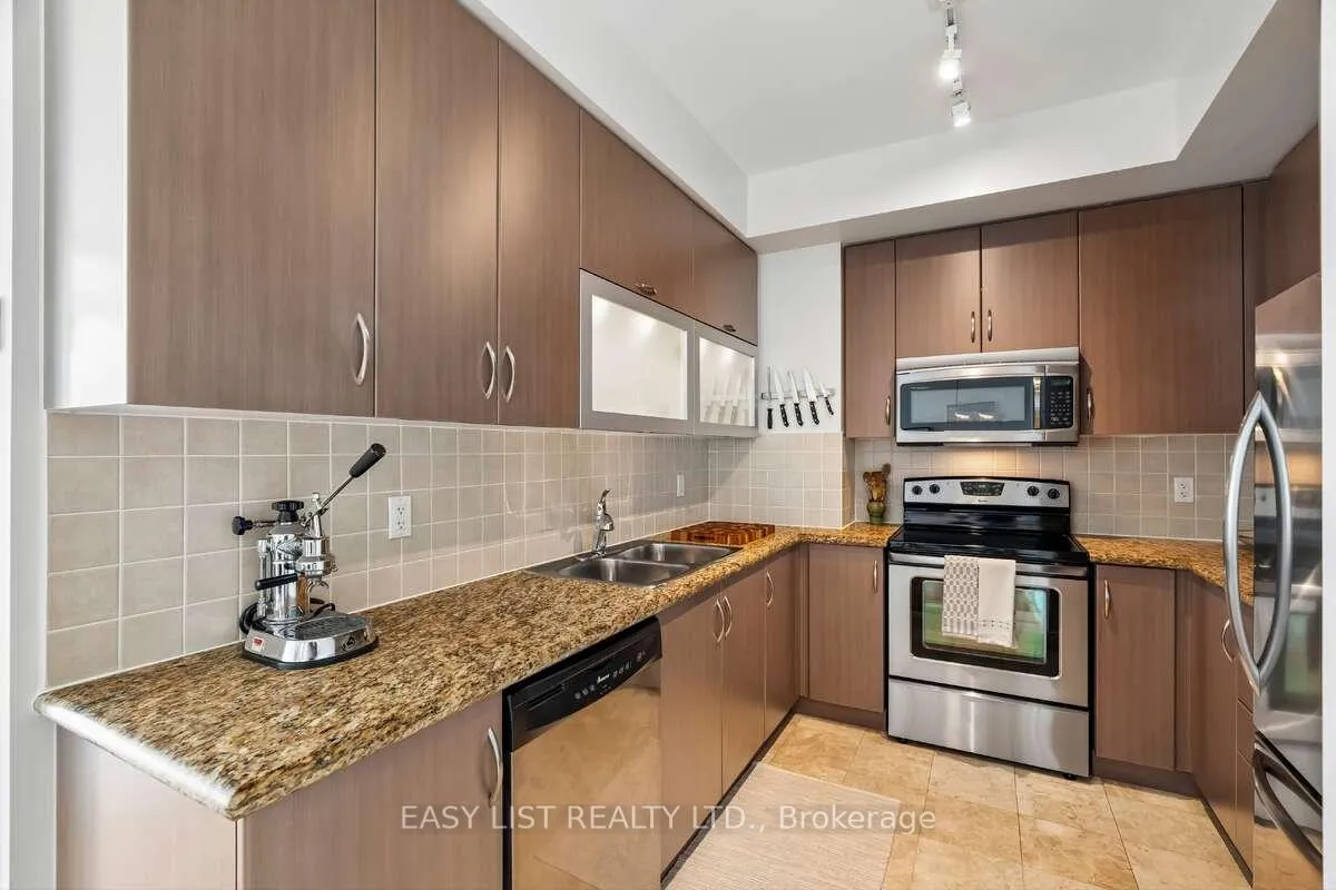 Photo 15 of Unit 1701, 90 Stadium Road, Toronto, Niagara — HOMEH