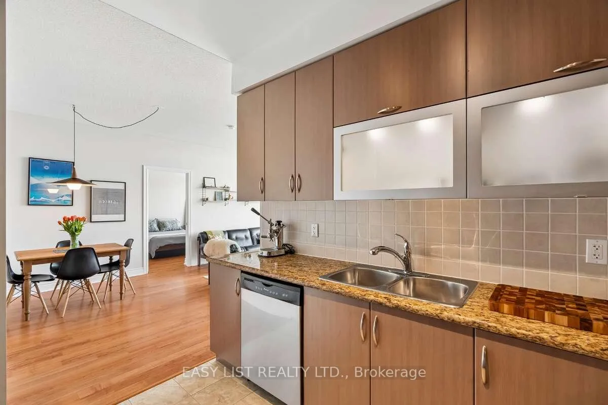 Photo 17 of Unit 1701, 90 Stadium Road, Toronto, Niagara — HOMEH