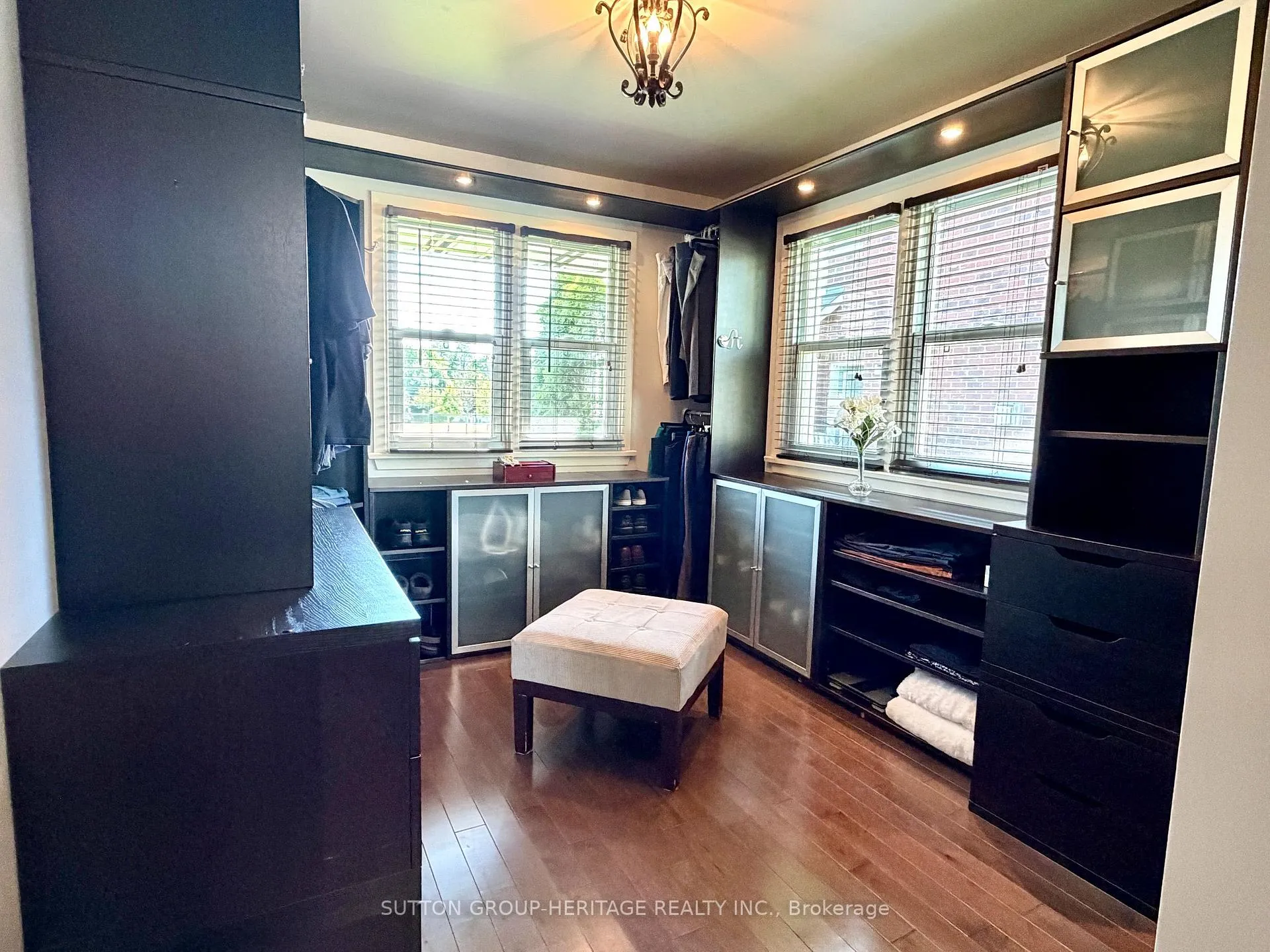 Photo 29 of 414 Centre Street N, Whitby, Downtown Whitby — HOMEH