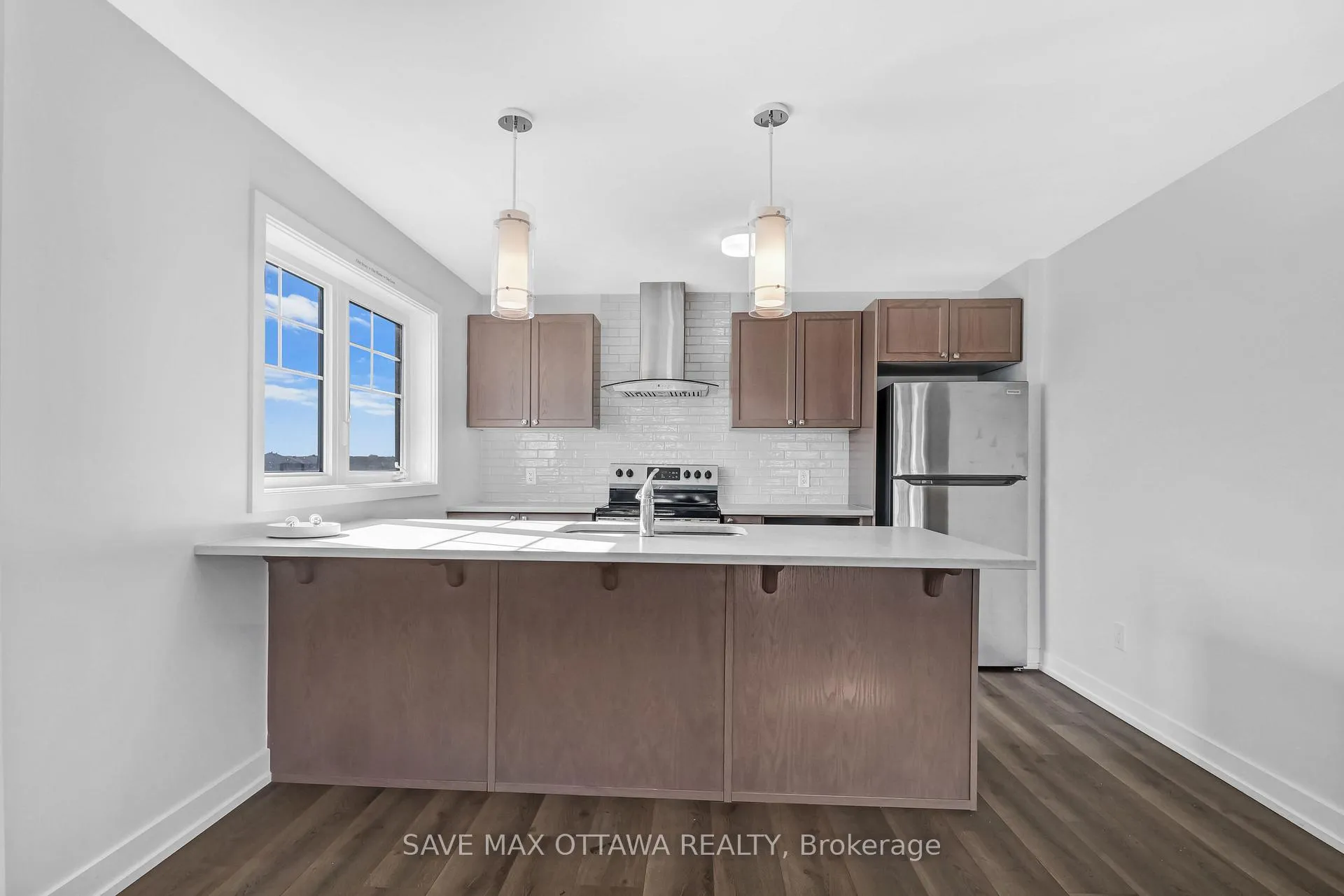 Photo 8 of Unit 2, 703 Chromite Pv Private, Ottawa, Barrhaven - Heritage Park — HOMEH