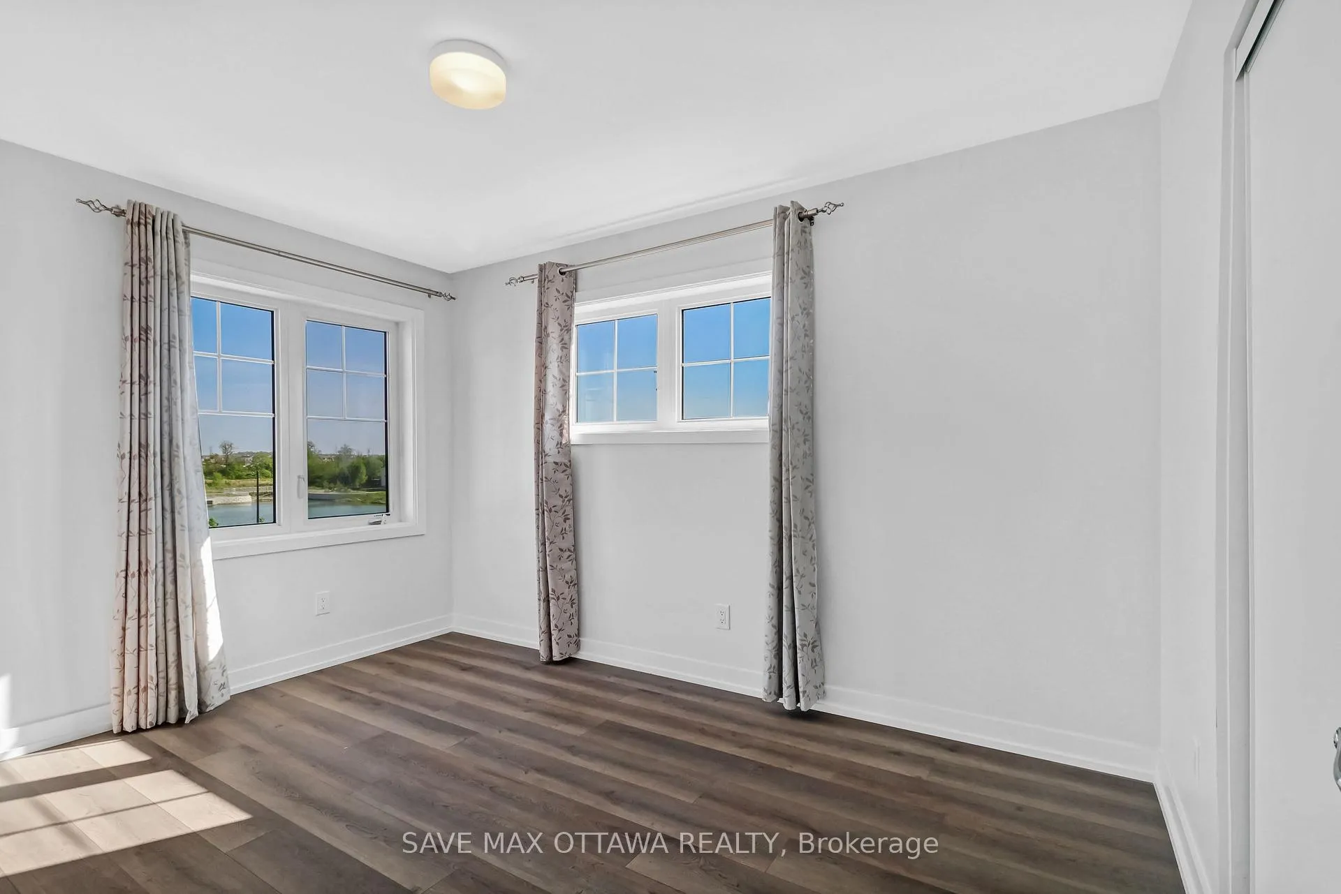 Photo 15 of Unit 2, 703 Chromite Pv Private, Ottawa, Barrhaven - Heritage Park — HOMEH