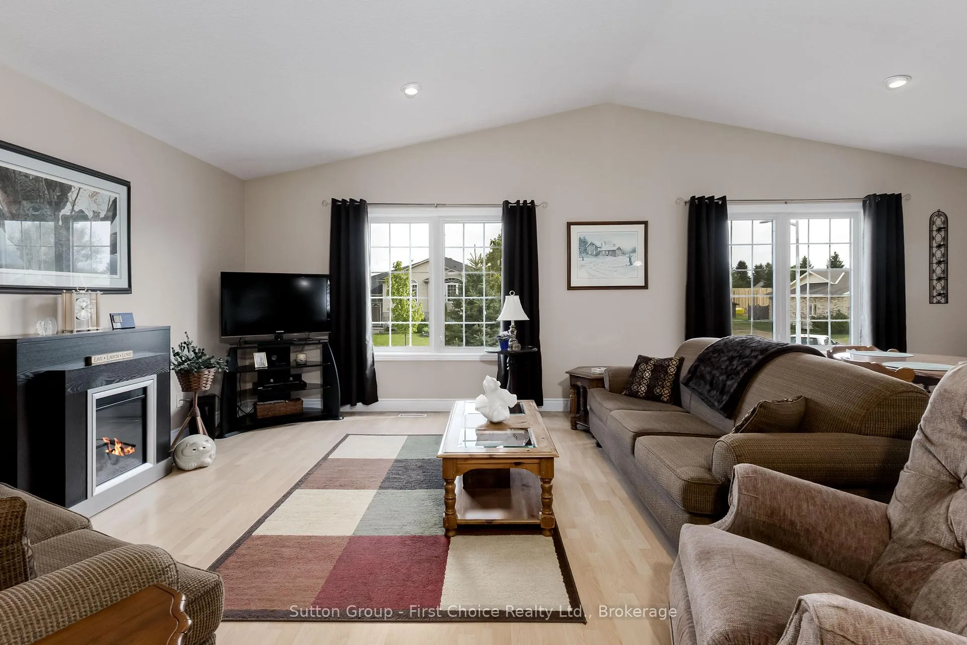 Photo 6 of 64 Park Lane, West Perth, Mitchell — HOMEH
