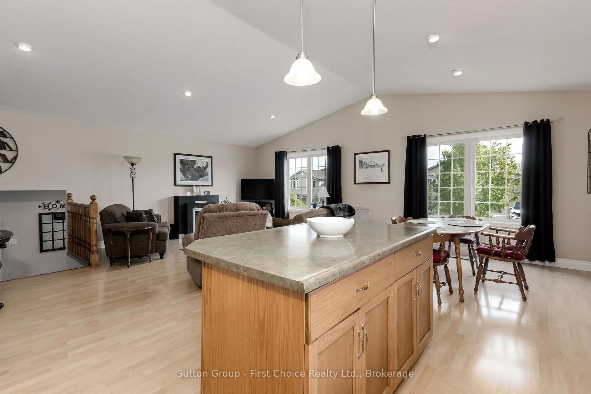 Photo 12 of 64 Park Lane, West Perth, Mitchell — HOMEH