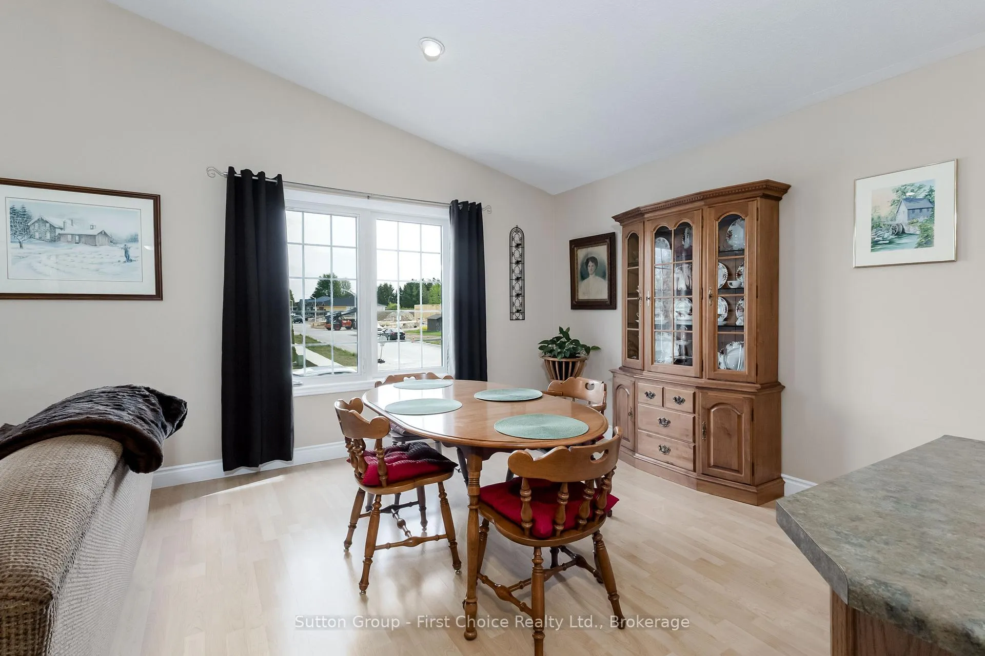Photo 13 of 64 Park Lane, West Perth, Mitchell — HOMEH