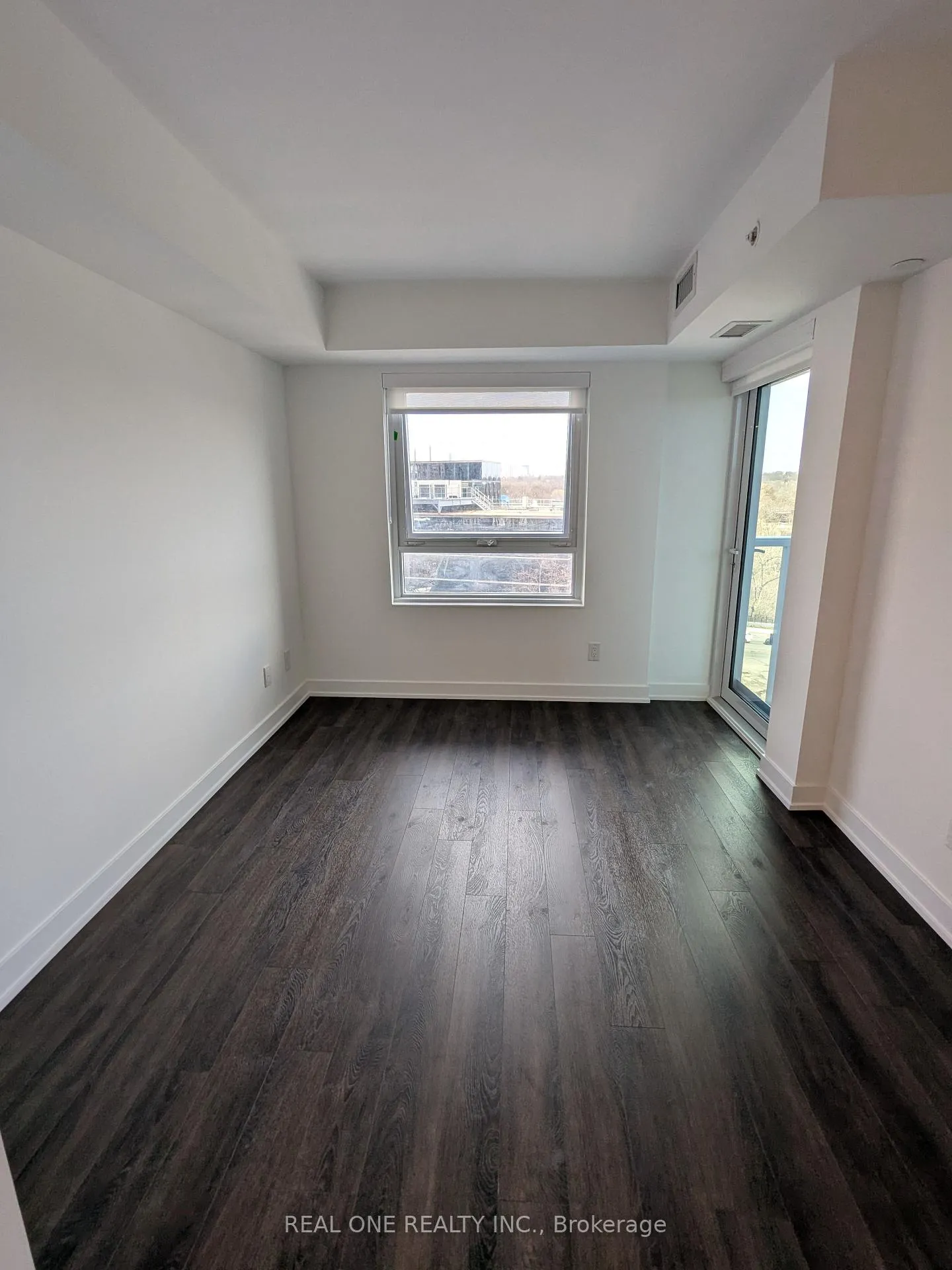 Photo 9 of Unit 706, 609 Sherbourne Street, Toronto, North St. James Town — HOMEH