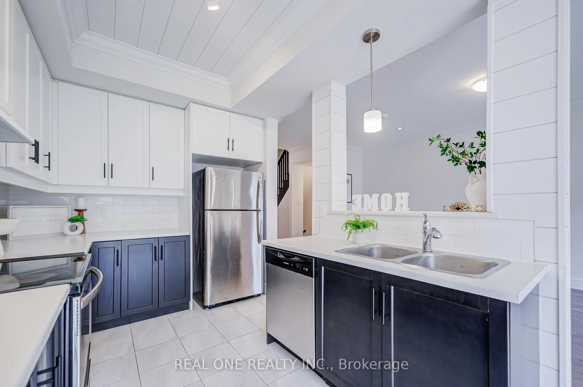 Photo 12 of 27 Dresser Lane, Hamilton, Meadowlands — HOMEH