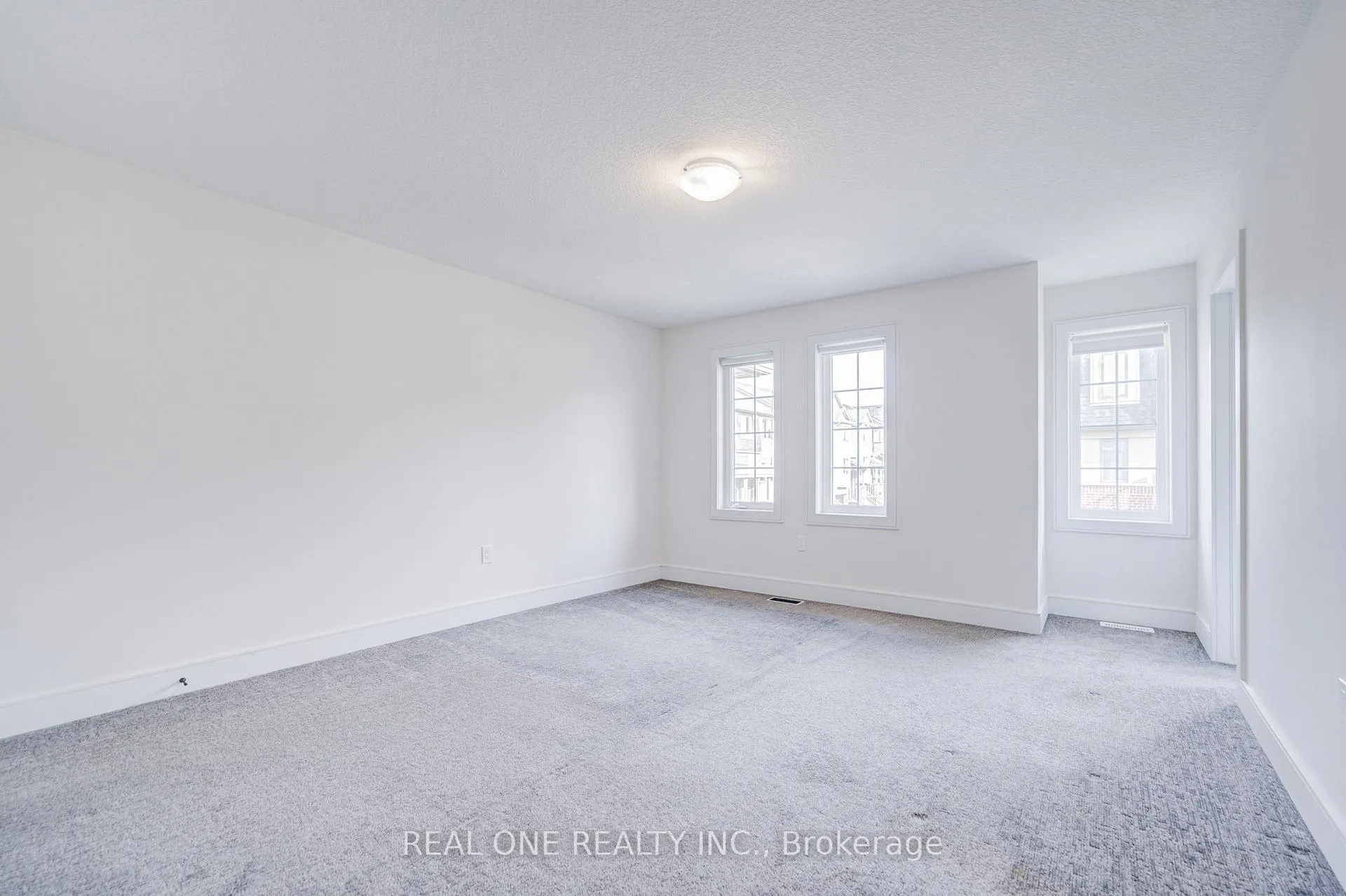Photo 27 of 27 Dresser Lane, Hamilton, Meadowlands — HOMEH