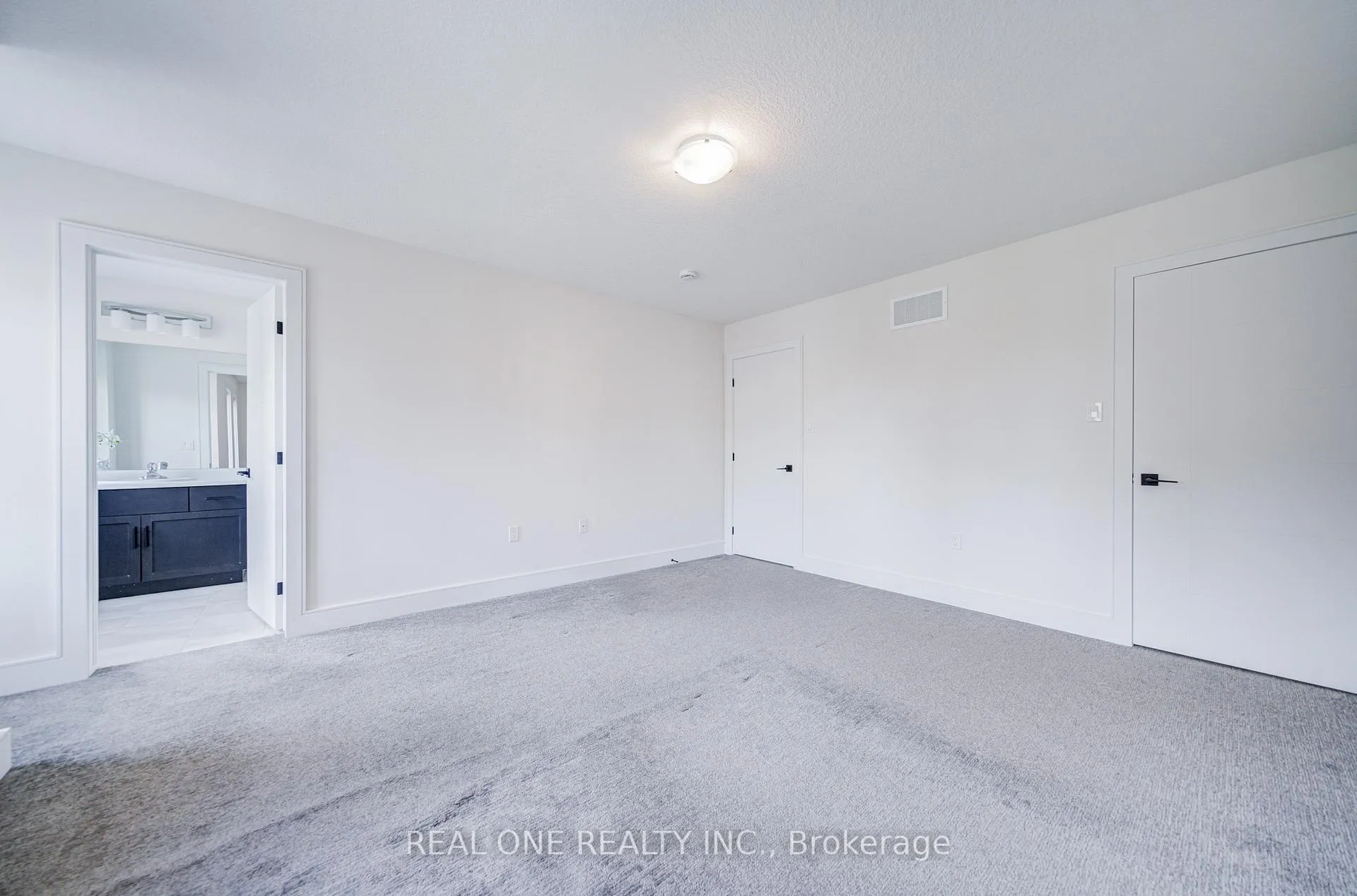 Photo 30 of 27 Dresser Lane, Hamilton, Meadowlands — HOMEH