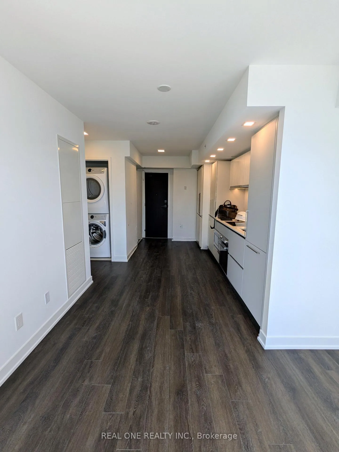 Photo 24 of Unit 609, 609 Sherbourne Street, Toronto, North St. James Town — HOMEH