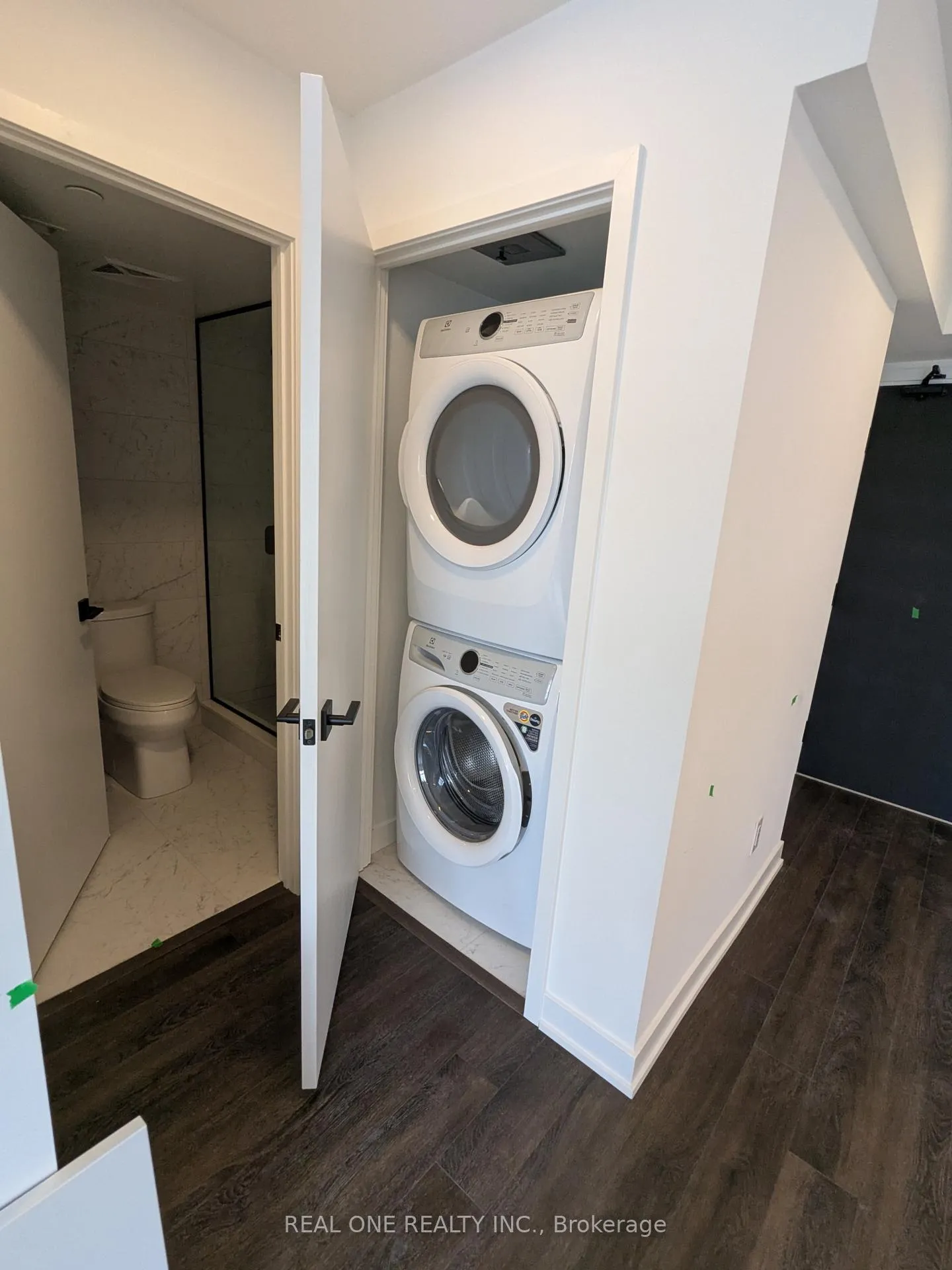 Photo 32 of Unit 609, 609 Sherbourne Street, Toronto, North St. James Town — HOMEH