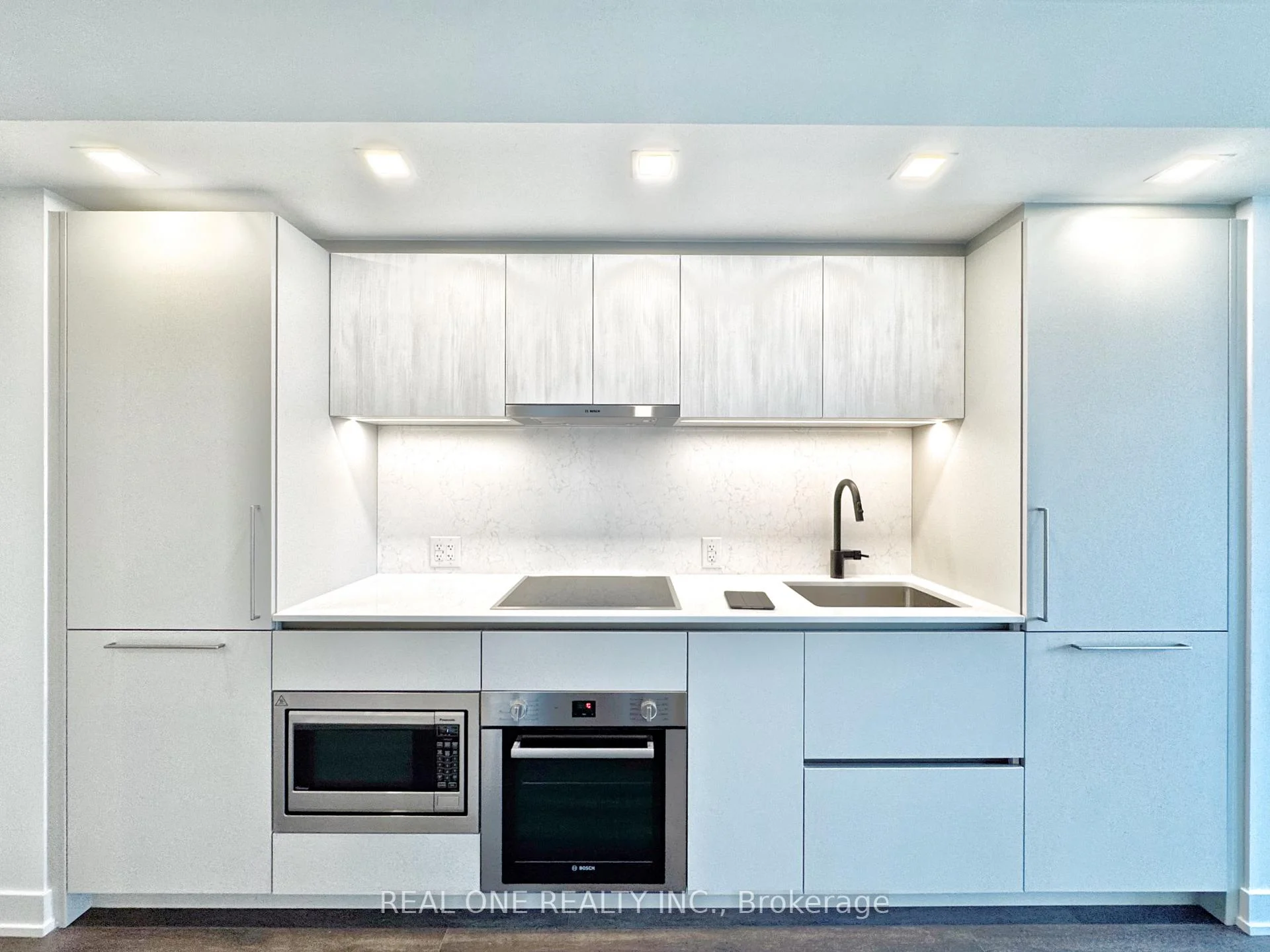 Photo 38 of Unit 609, 609 Sherbourne Street, Toronto, North St. James Town — HOMEH